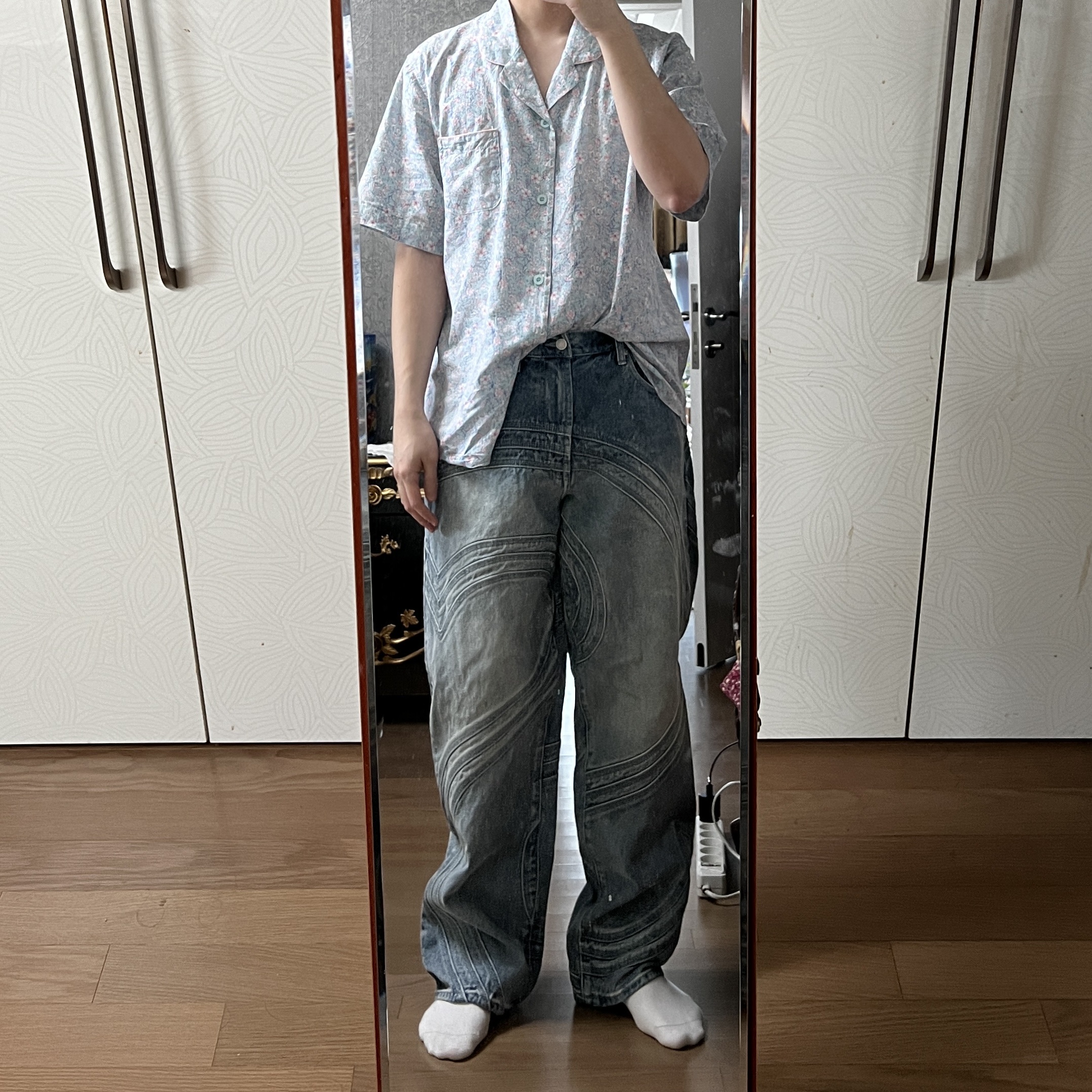 Supreme S Logo Loose Fit Jean Washed Blue - 24SS 착용 스타일