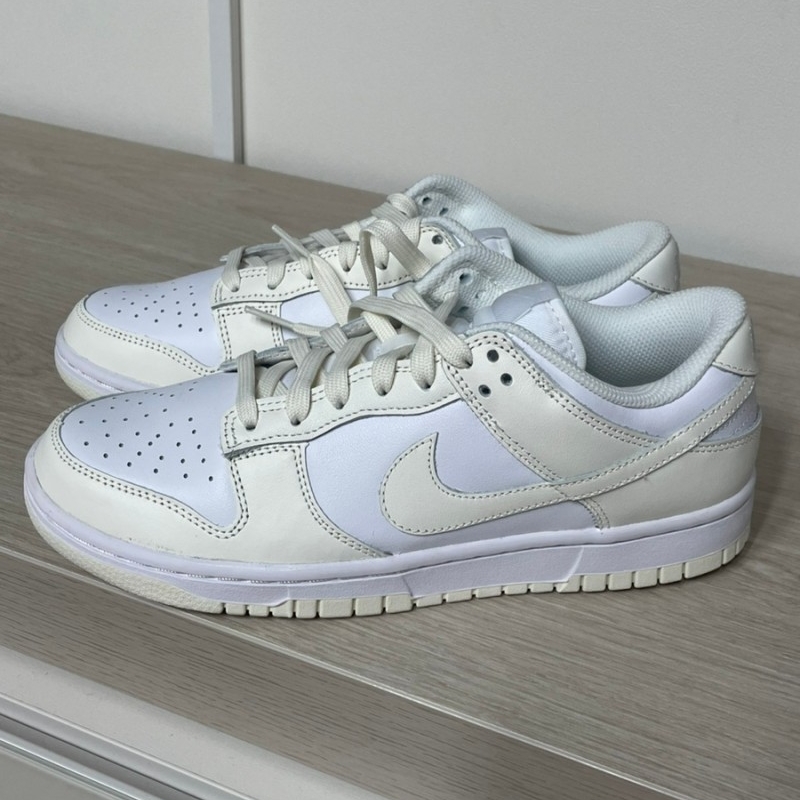 (W) Nike Dunk Low White and Sail 착용 스타일