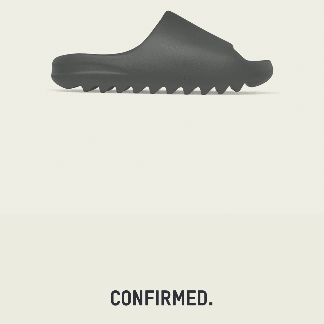 Adidas Yeezy Slide Dark Onyx 2024 착용 스타일