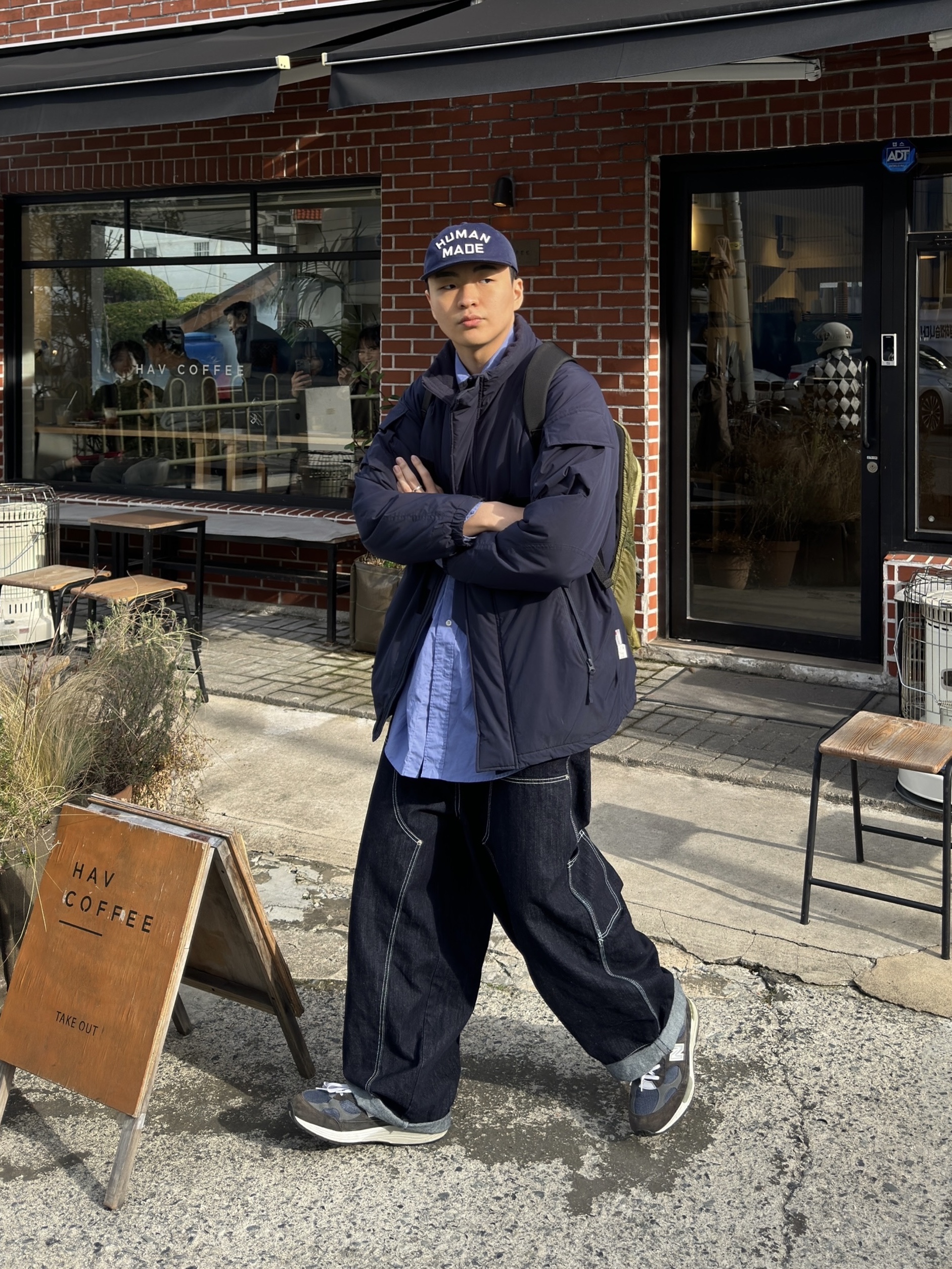 New Balance 992 Made in USA Navy 착용 스타일 - 4