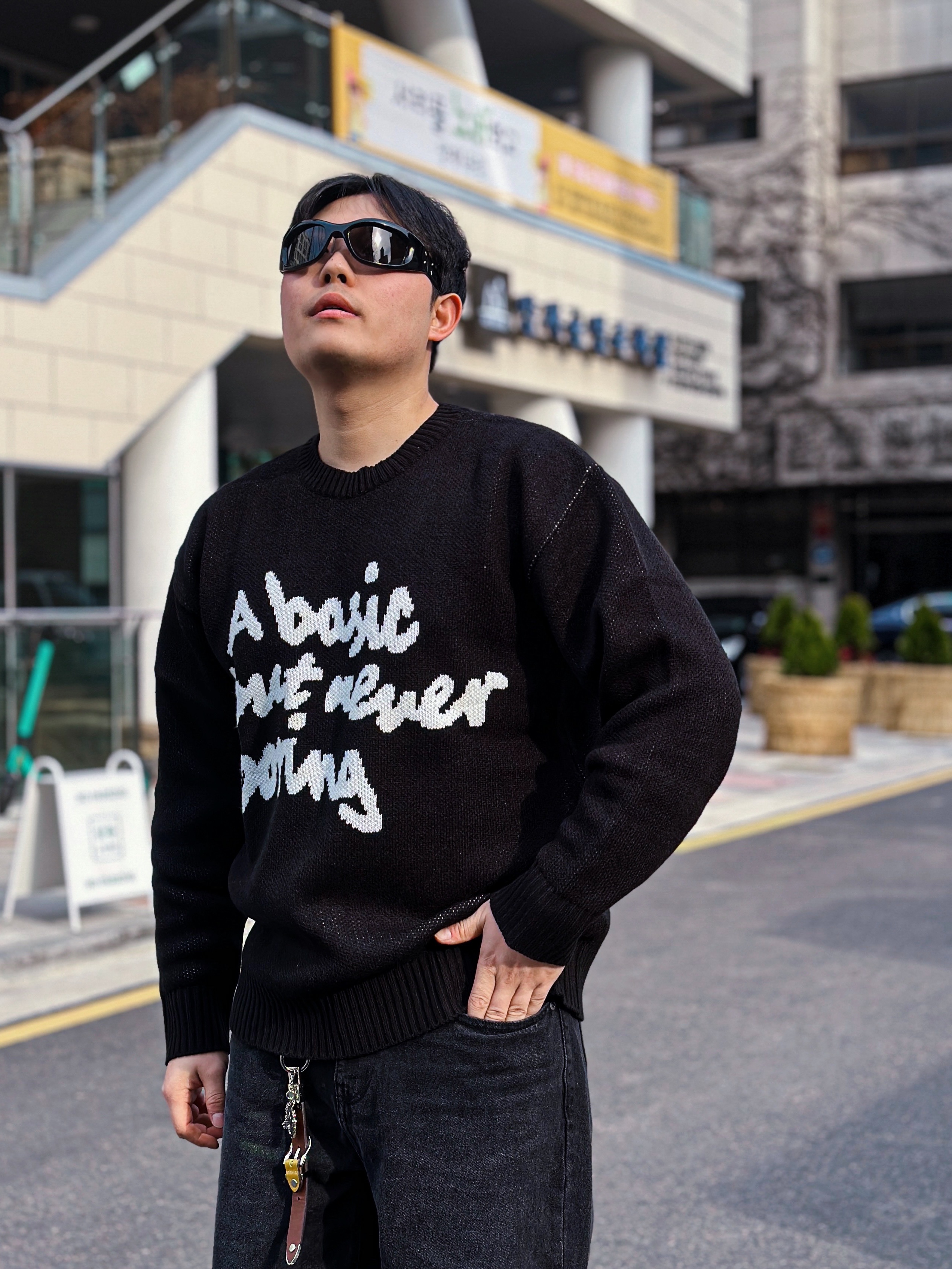 Gentle Monster x Maison Margiela MM002 Black Black, Balenciaga Track.2 Sneakers Beige Black 착용 스타일 - 3