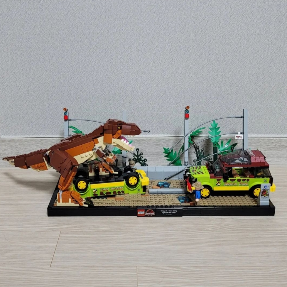 Lego Jurrasic World T. rex Breakout 착용 스타일