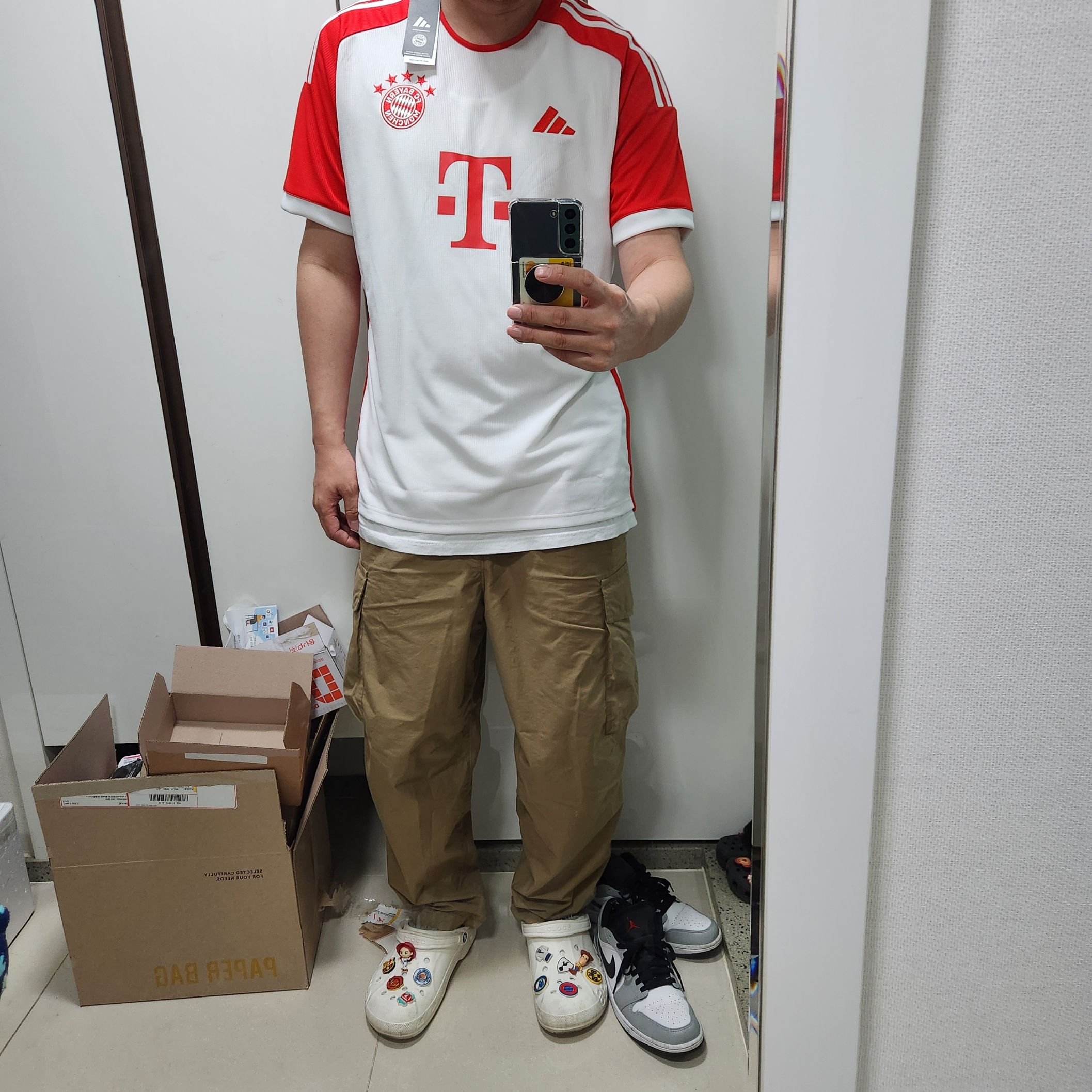 Adidas Bayern Munchen 2023/24 Home Jersey White Red - KR Sizing (Non Marking Ver.) 착용 스타일 - 2