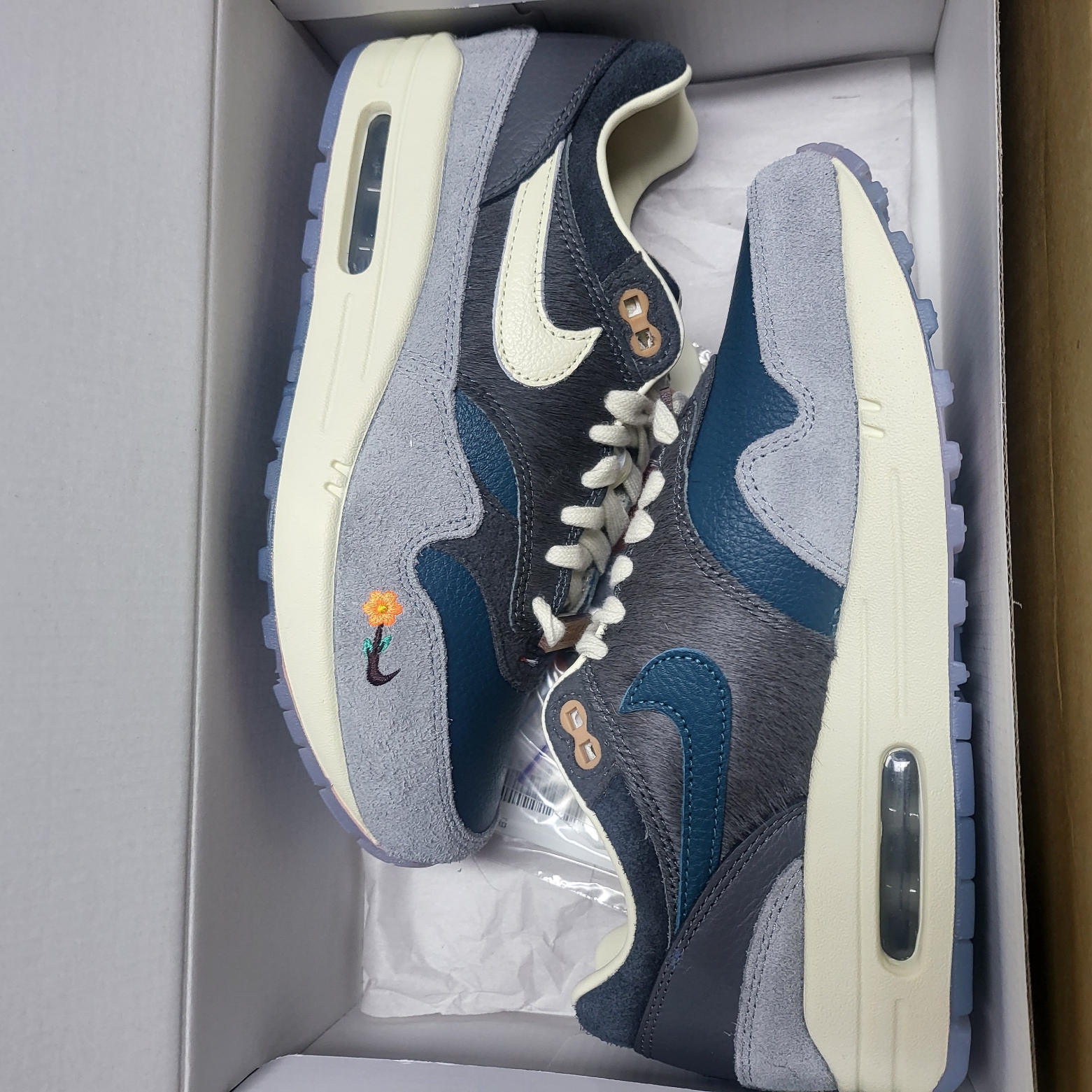 Nike x Kasina Air Max 1 SP Won-Ang Particle Grey 착용 스타일