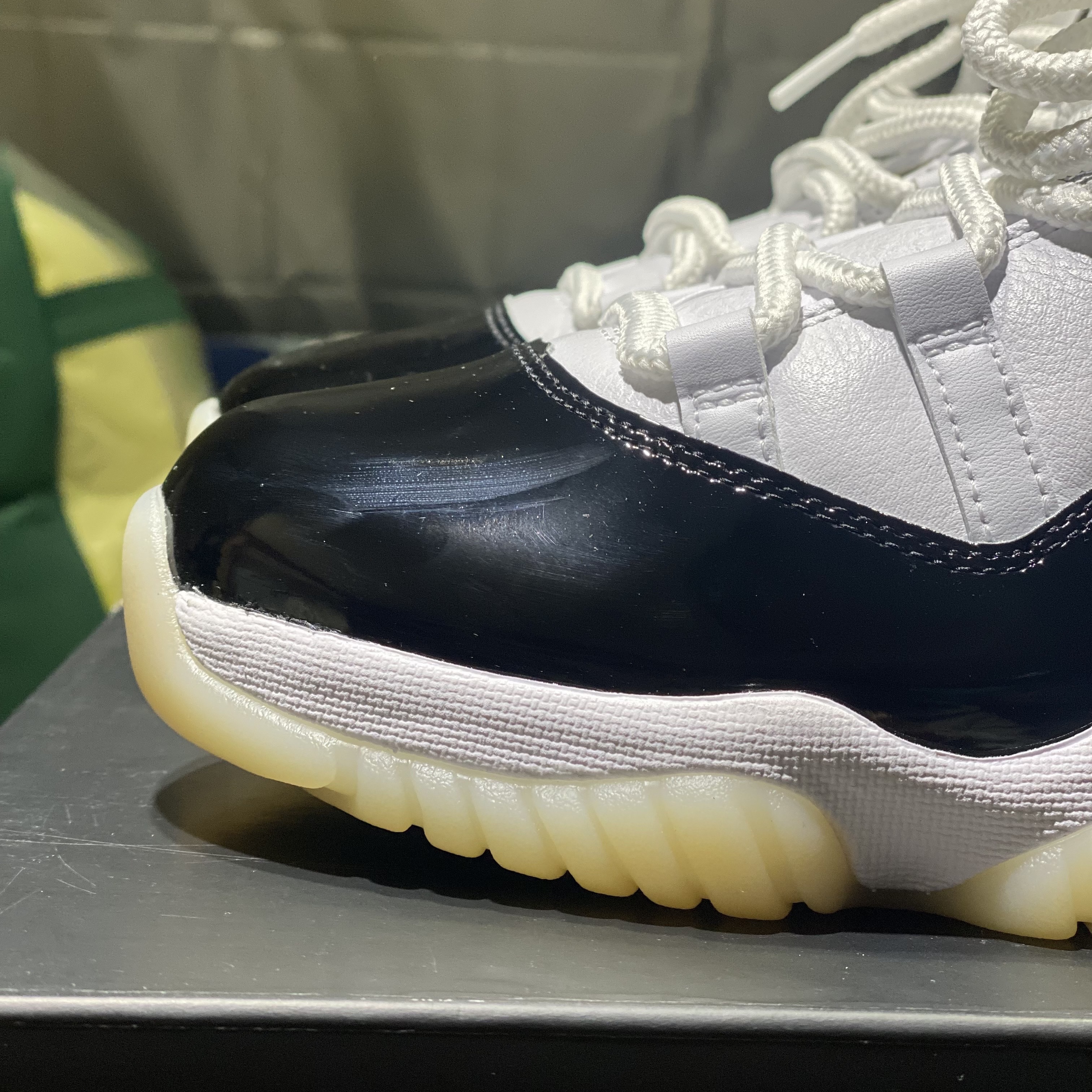 Jordan 11 Retro Gratitude 착용 스타일 - 1