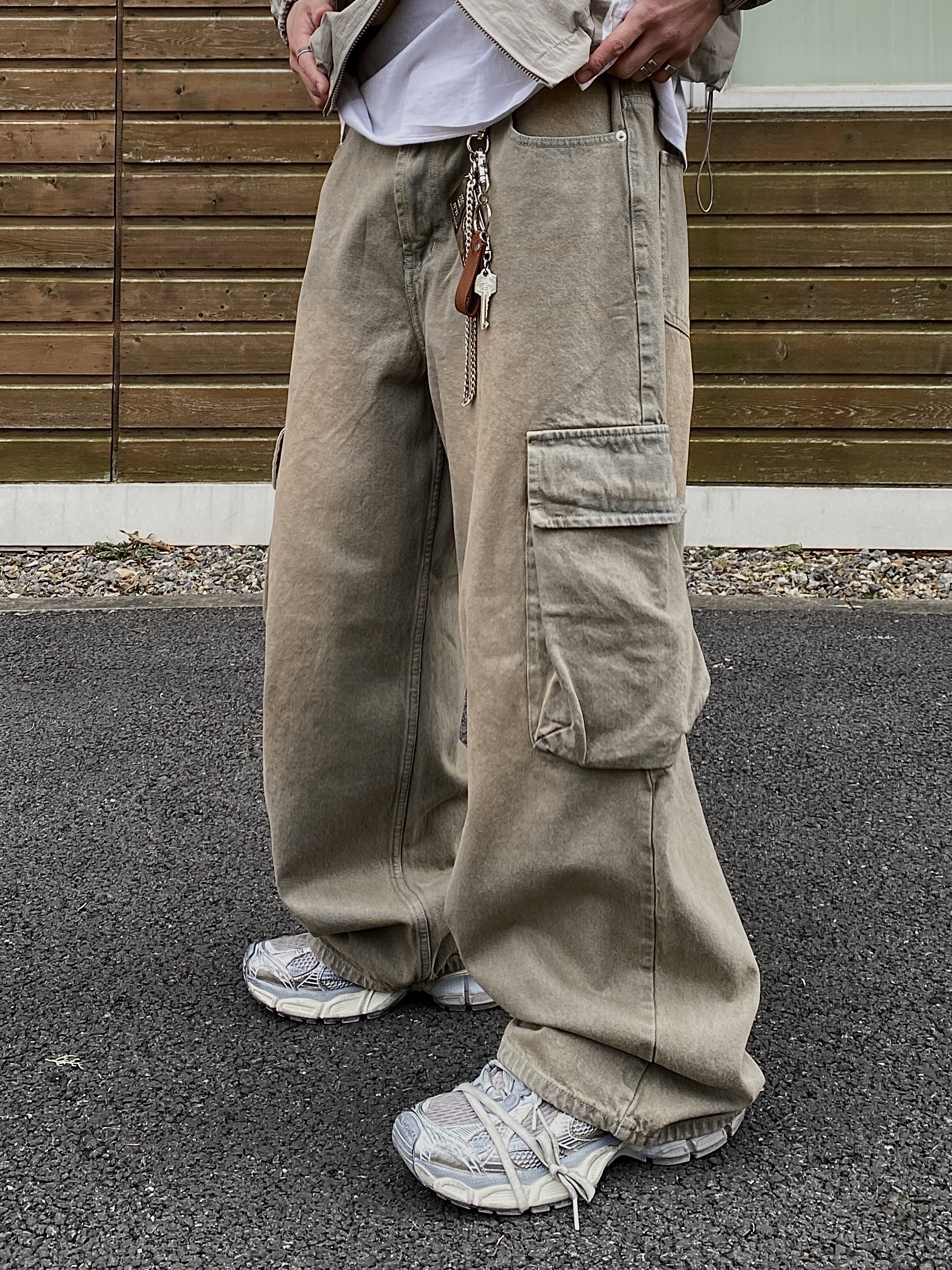 Balenciaga 3XL Sneakers Light Beige 착용 스타일 - 5