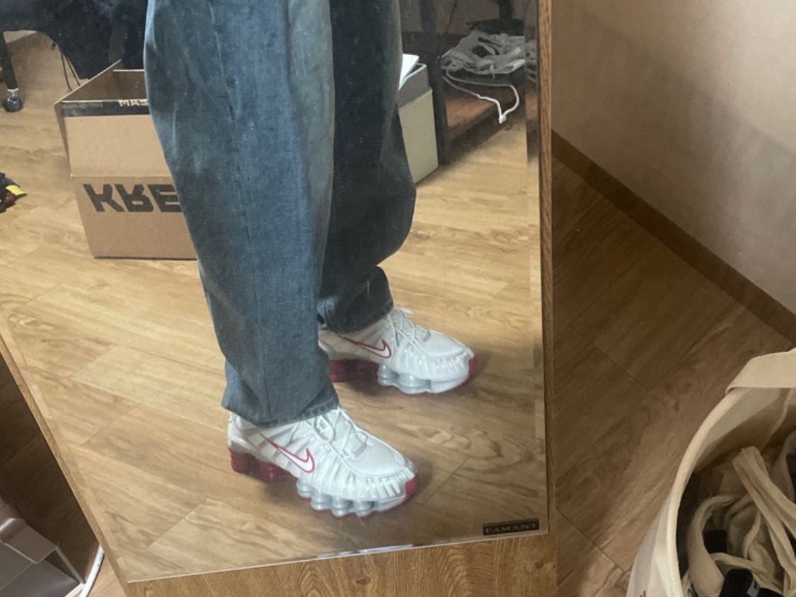 (W) Nike Shox TL Platinum Tint 착용 스타일