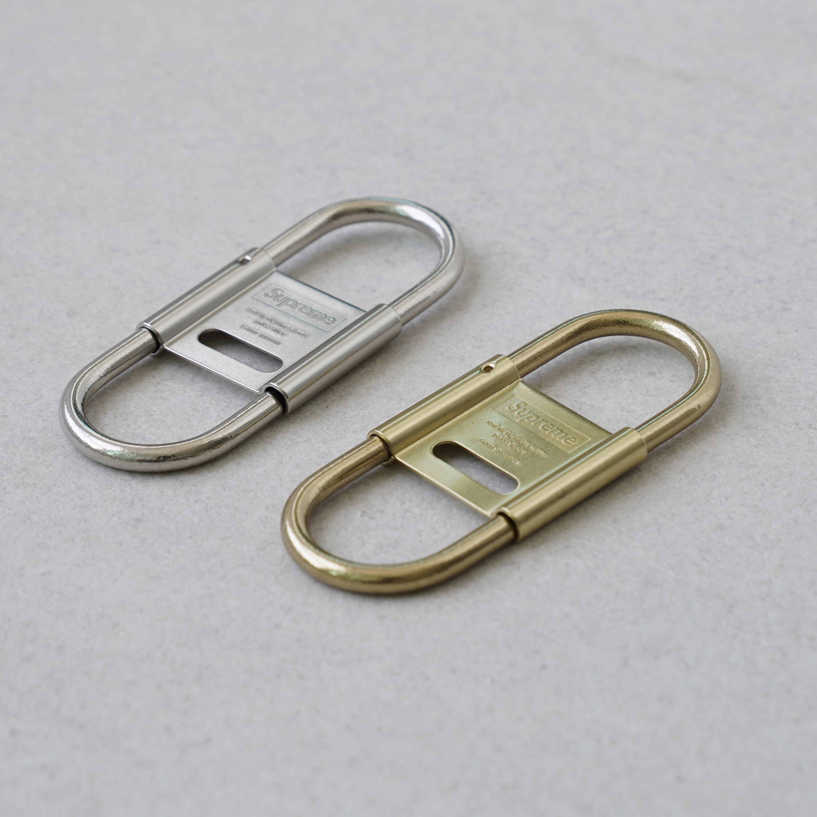 Supreme / CDW Delta Carabiner 