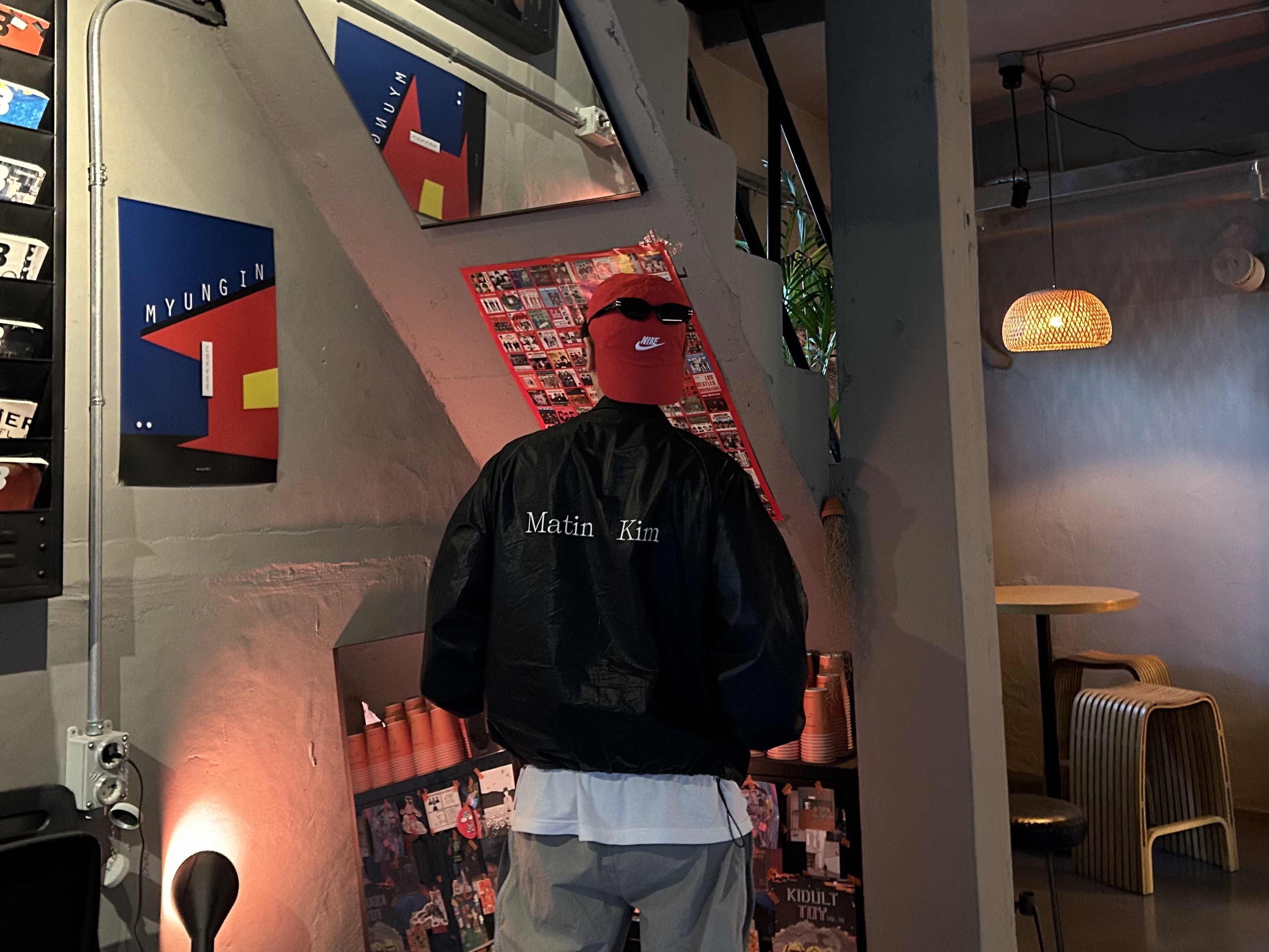 Nike Heritage 86 Futura Washed Cap University Red, Gentle Monster Ghost 01 Black 착용 스타일