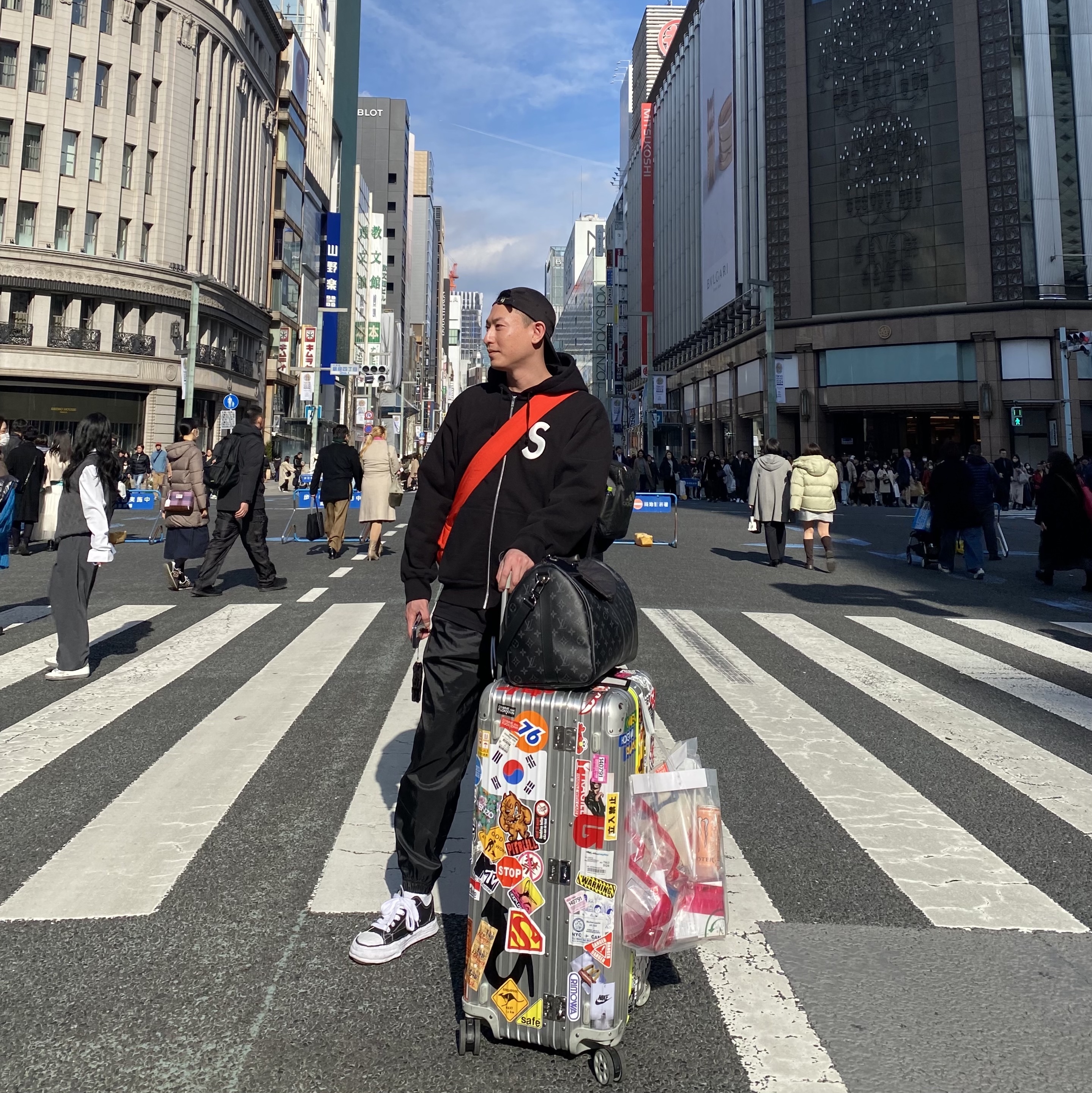 Maison Mihara Yasuhiro Peterson23 OG Sole Canvas Low-top Sneakers Black, Supreme S Logo Zip Up Hooded Sweatshirt Black - 23FW 착용 스타일