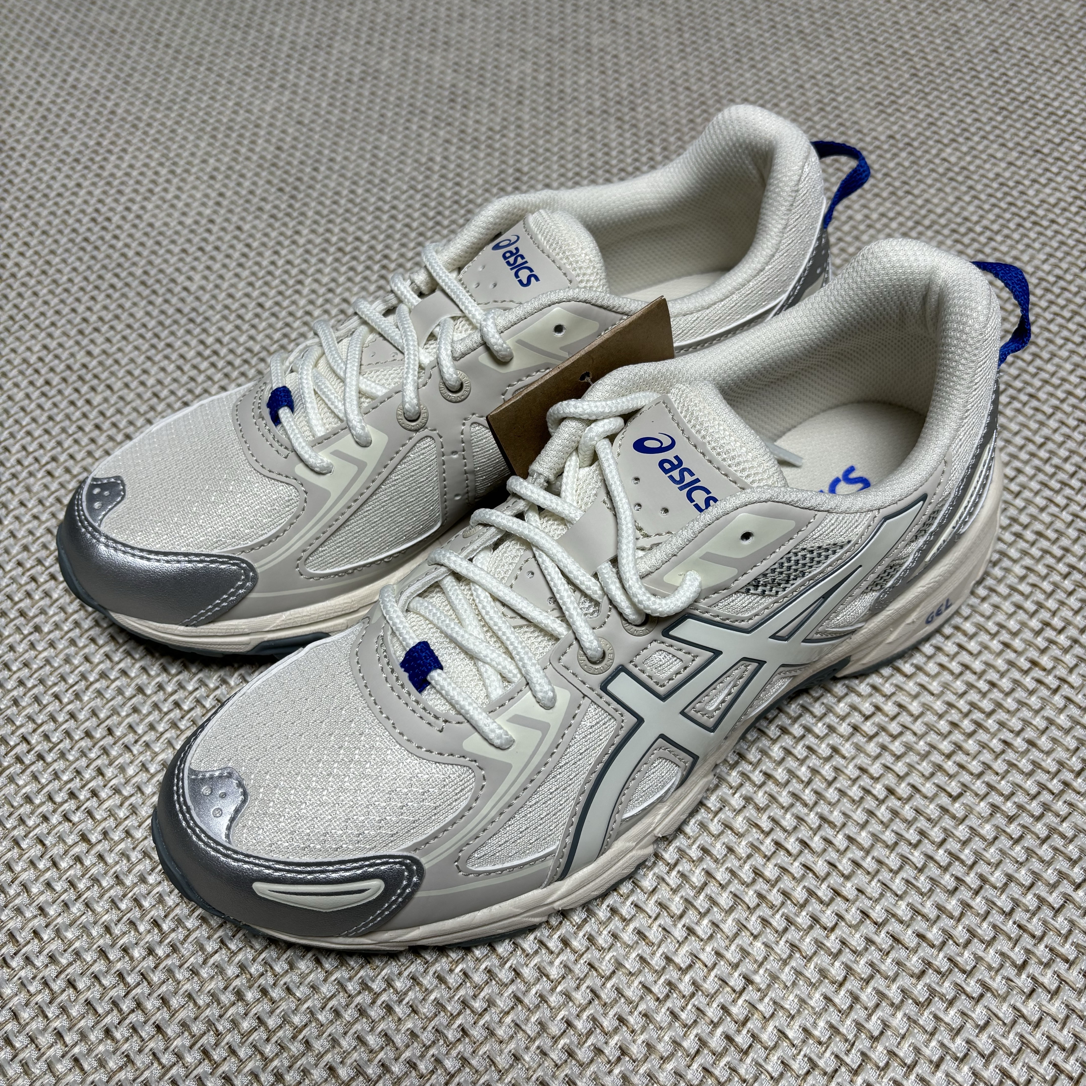 (W) Asics Gel-Venture 6 Cream 착용 스타일 - 1