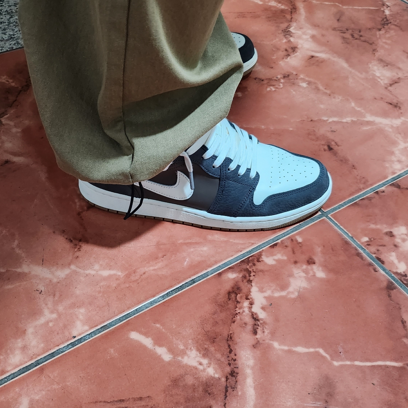 Jordan 1 Low Kkachi 착용 스타일 - 2