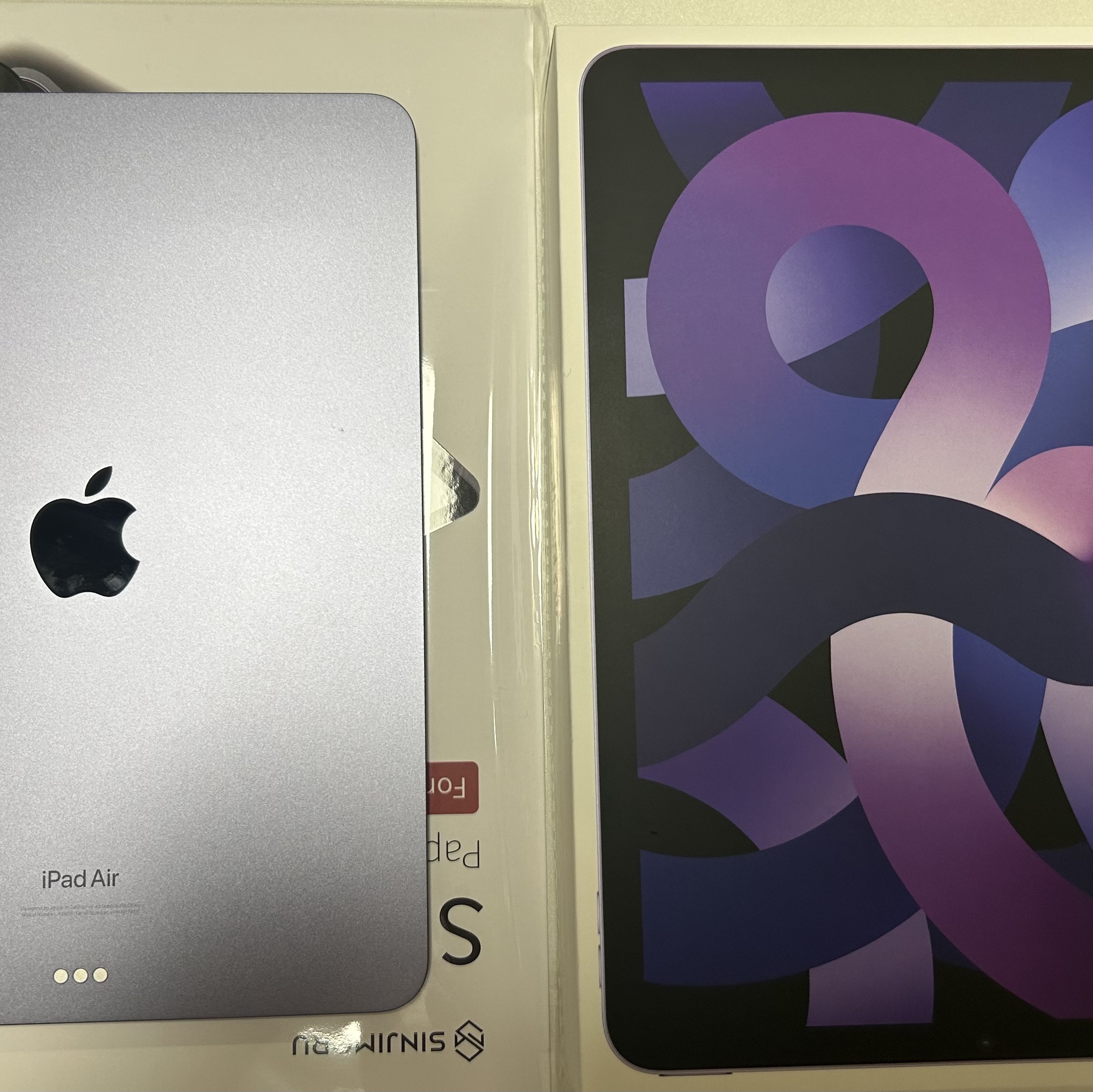 Apple iPad Air 5th Gen Wifi 64GB Purple (Korean Ver.) 착용 스타일