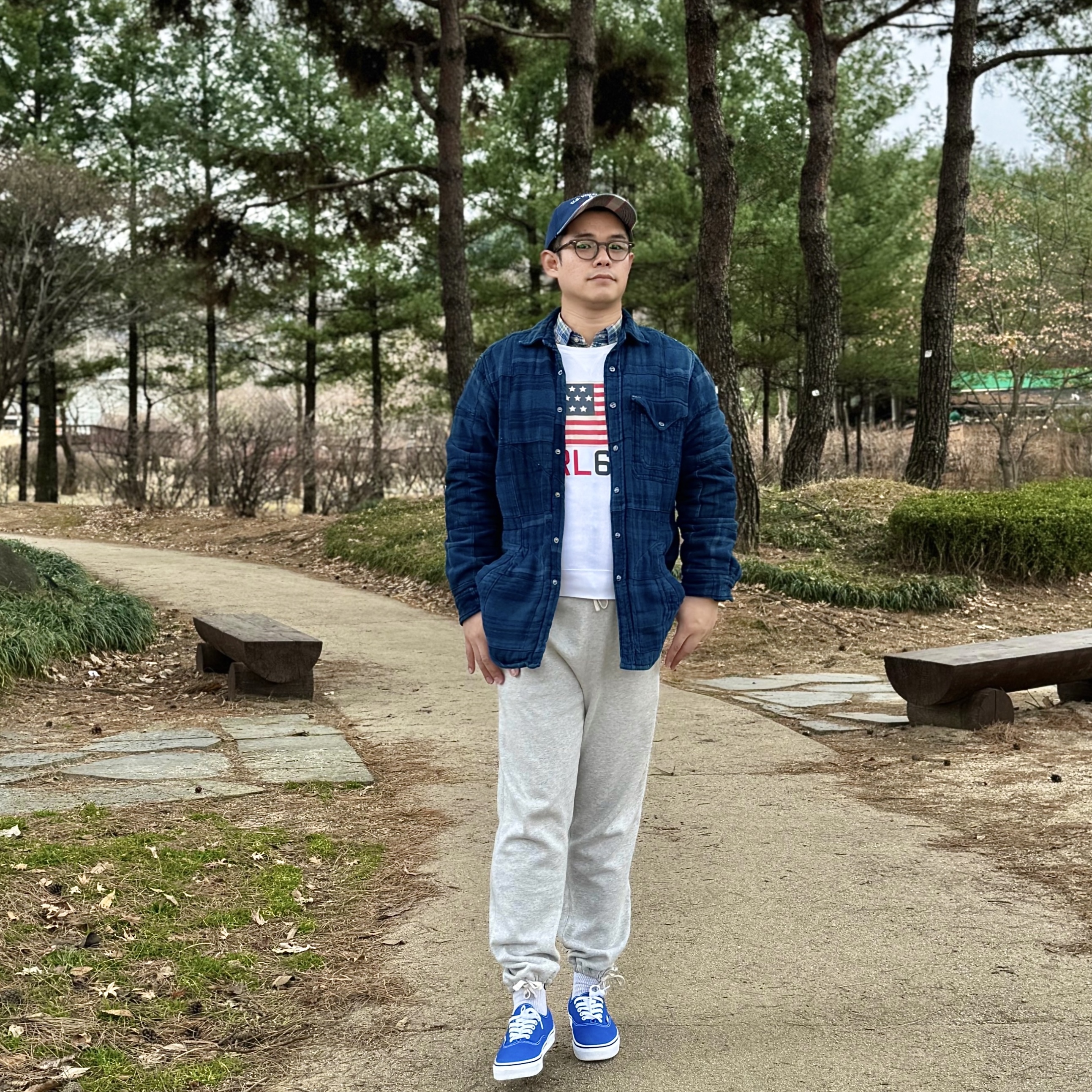 [KREAM 단독] Polo Ralph Lauren for KREAM String Sweatpant Grey, Vans Authentic Color Theory Dazzling Blue 착용 스타일 - 1