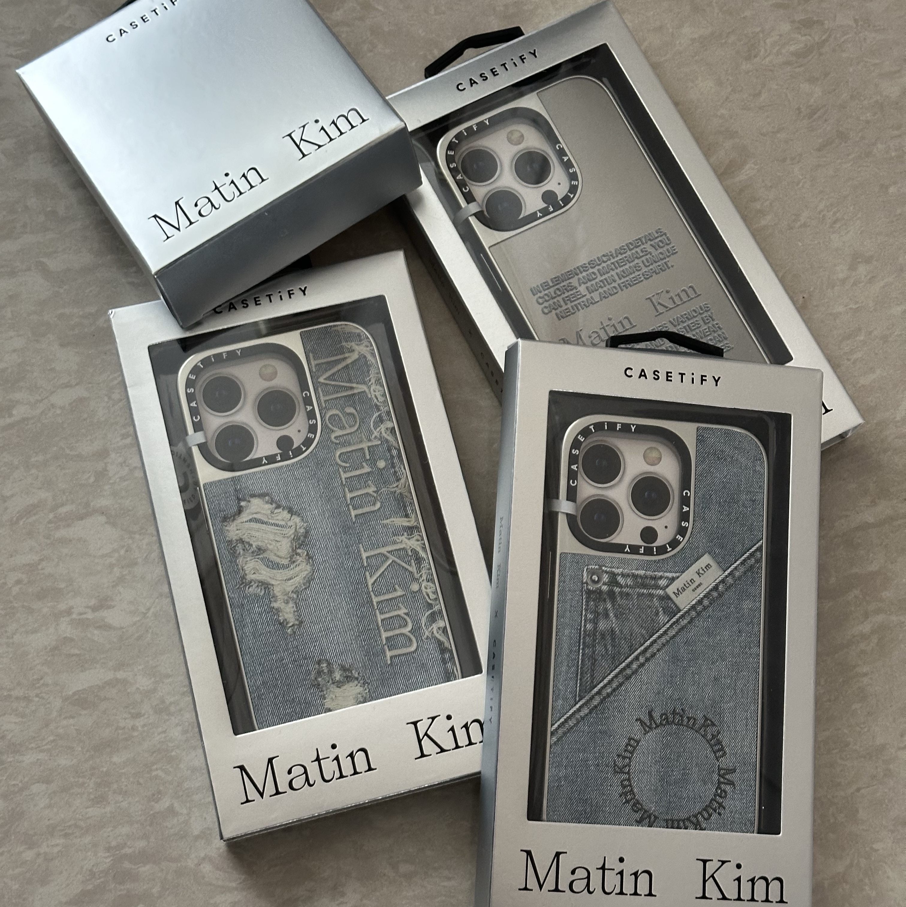 Casetify x Matin Kim iPhone Letter Magsafe Mirror Case Silver, Casetify x Matin Kim iPhone Denim Pocket Magsafe Mirror Case Silver 착용 스타일