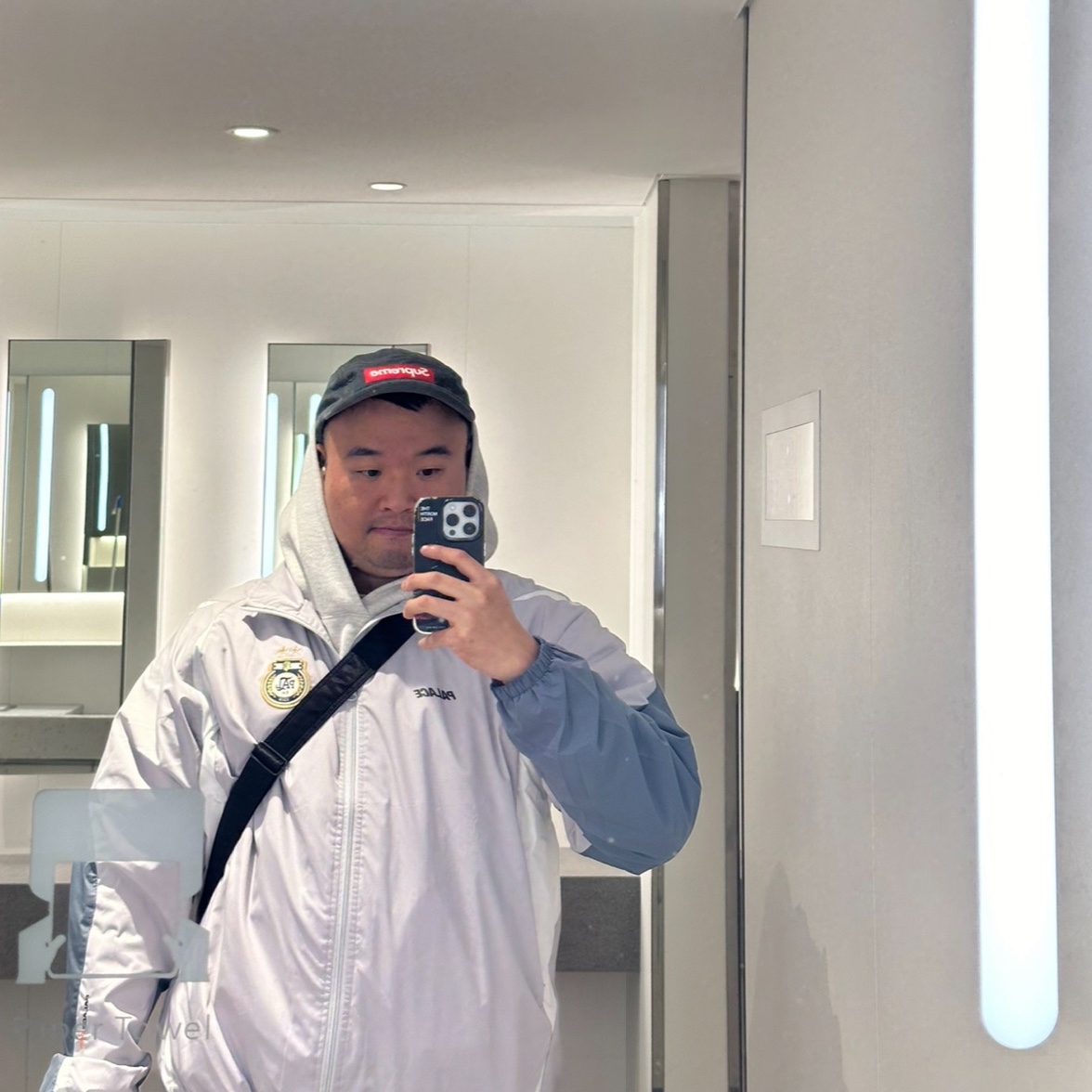 Palace Pro Shell Jacket Grey - 23FW, Supreme Corduroy Camp Cap Grey - 23FW 착용 스타일