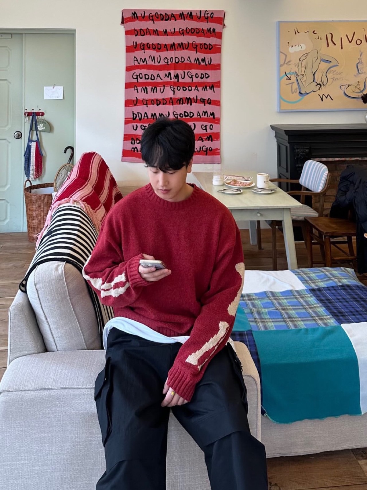 Kapital 5G Wool Bone Crewneck Sweater Red, Nike x Supreme Air Force 1 Low Flax 착용 스타일 - 2
