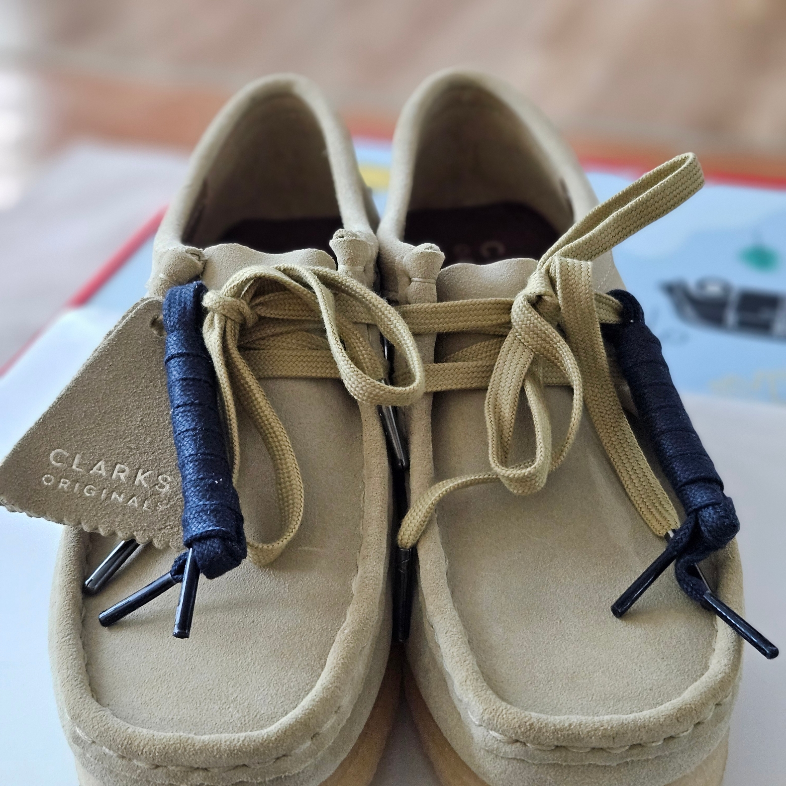 (W) Clarks Wallabee Maple Suede 착용 스타일