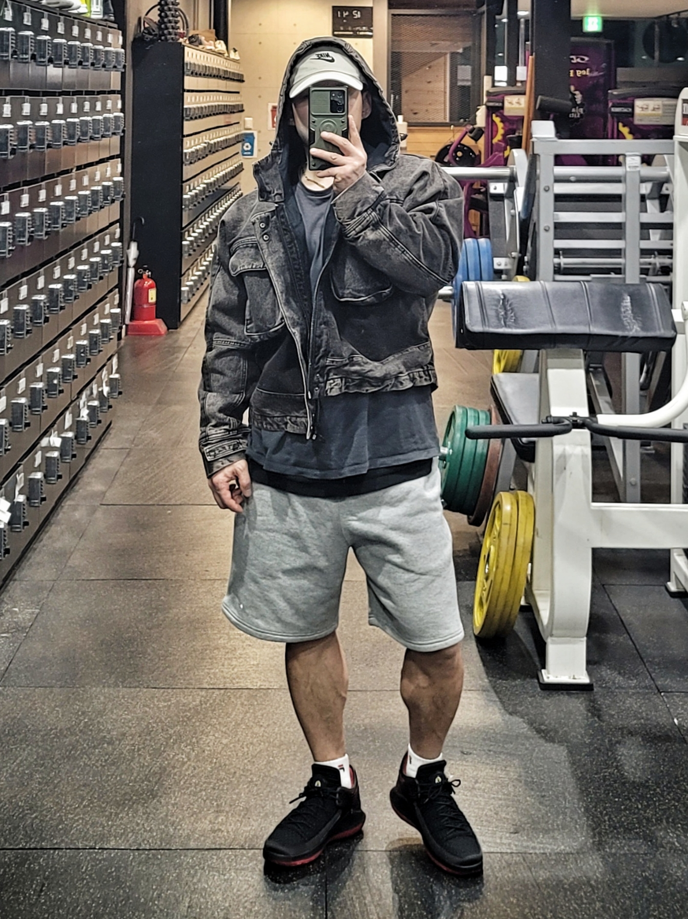 Zara Hoodie Combi Denim Jumper Black, Nike Heritage 86 Futura Washed Cap Light Bone 착용 스타일