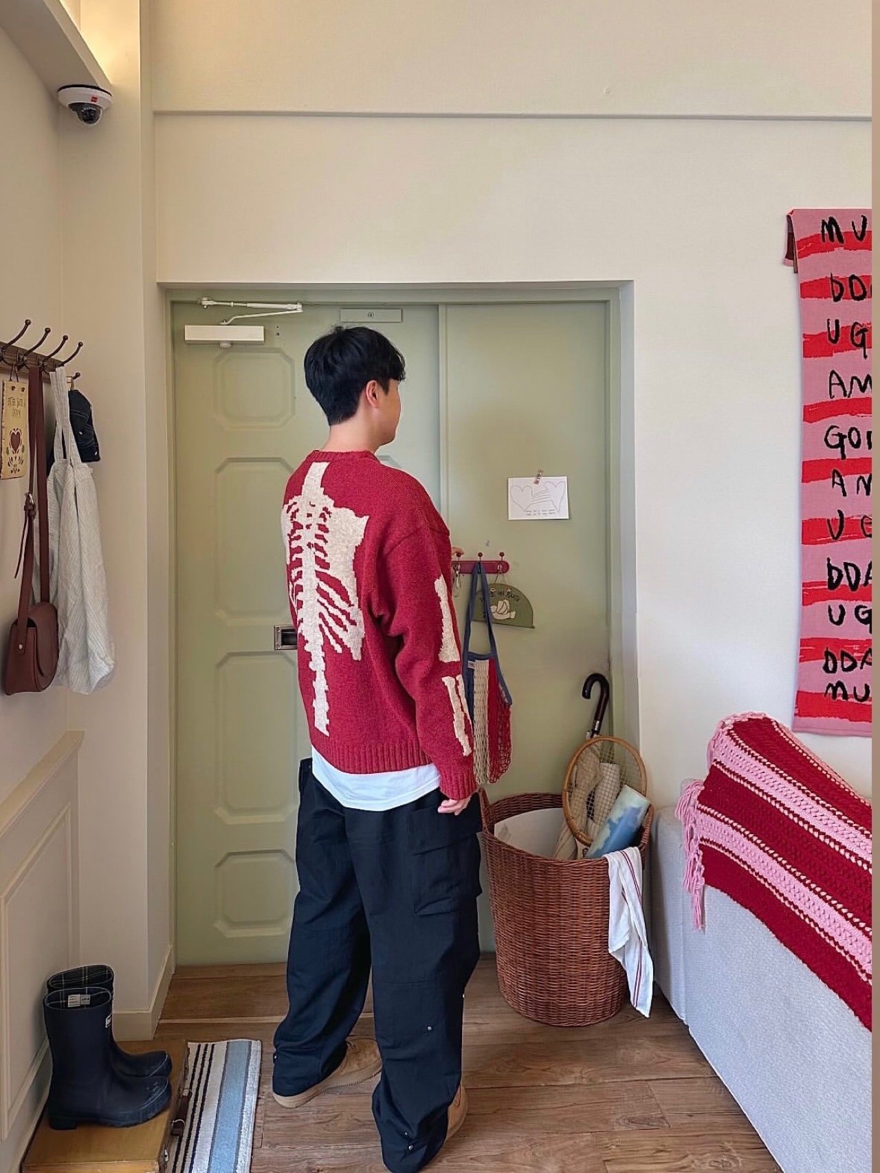 Kapital 5G Wool Bone Crewneck Sweater Red, Nike x Supreme Air Force 1 Low Flax 착용 스타일 - 1