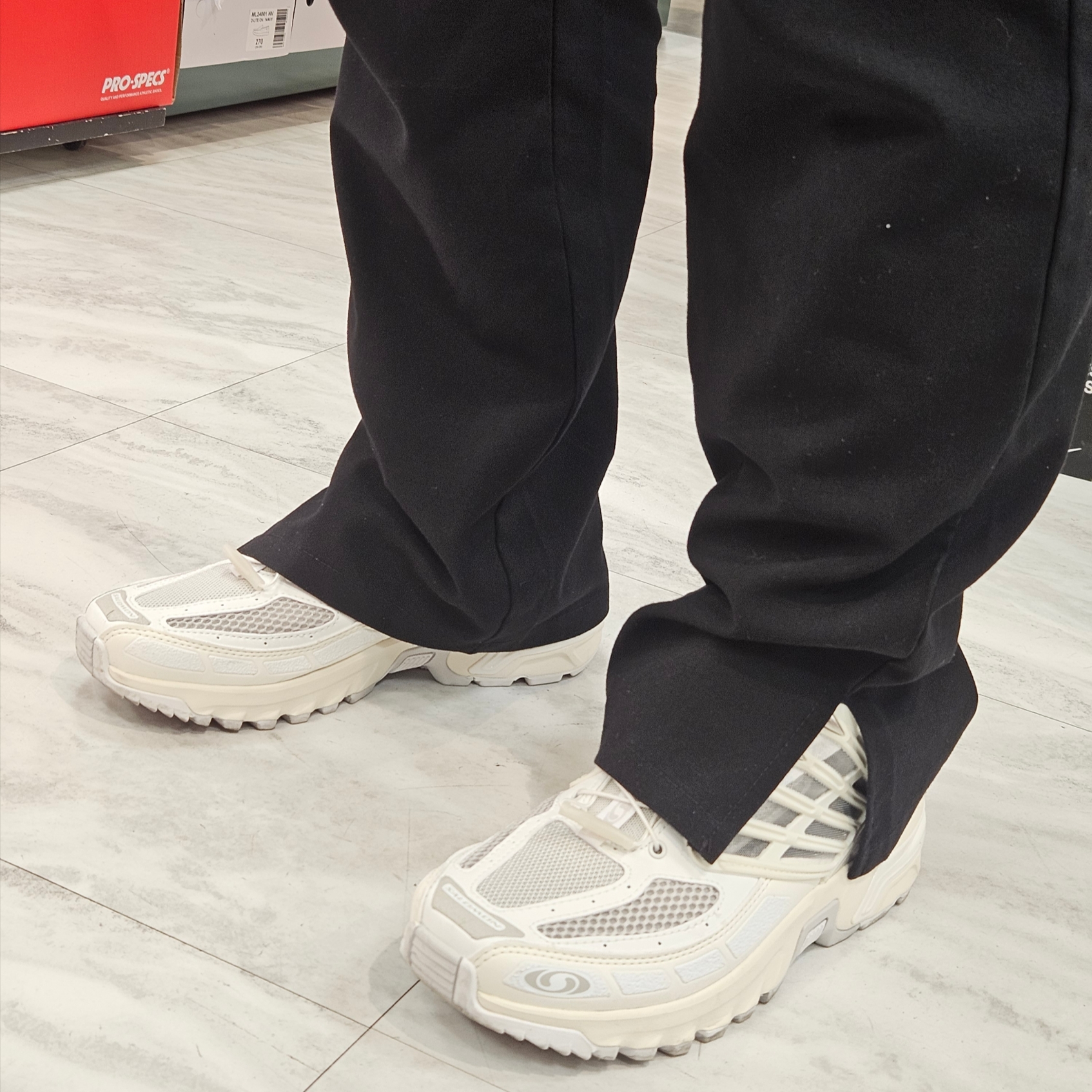 Salomon ACS Pro White Vanilla Ice 착용 스타일