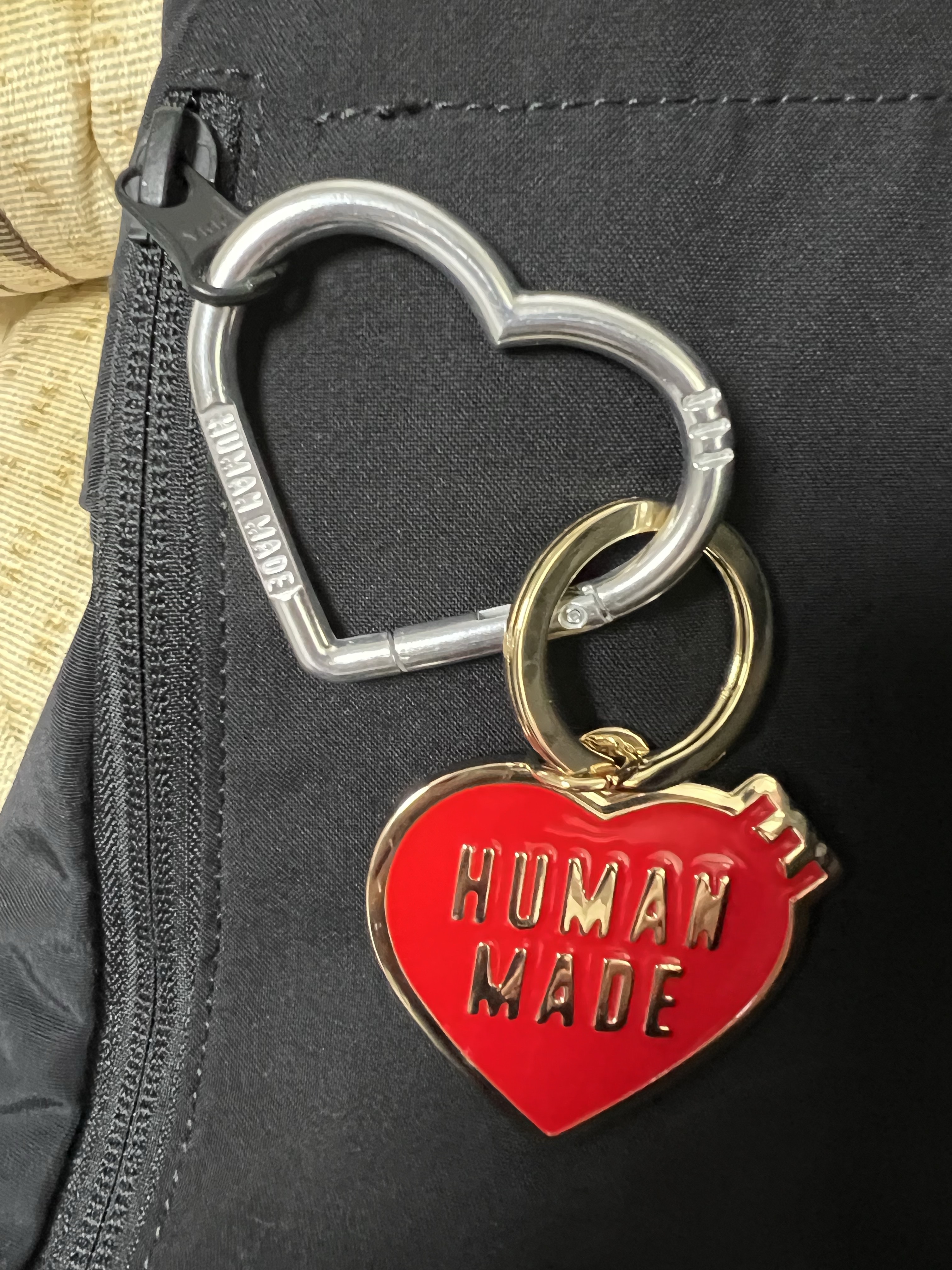 Human Made Heart Carabiner Silver, Human Made Heart Key Charm Gold 착용 스타일