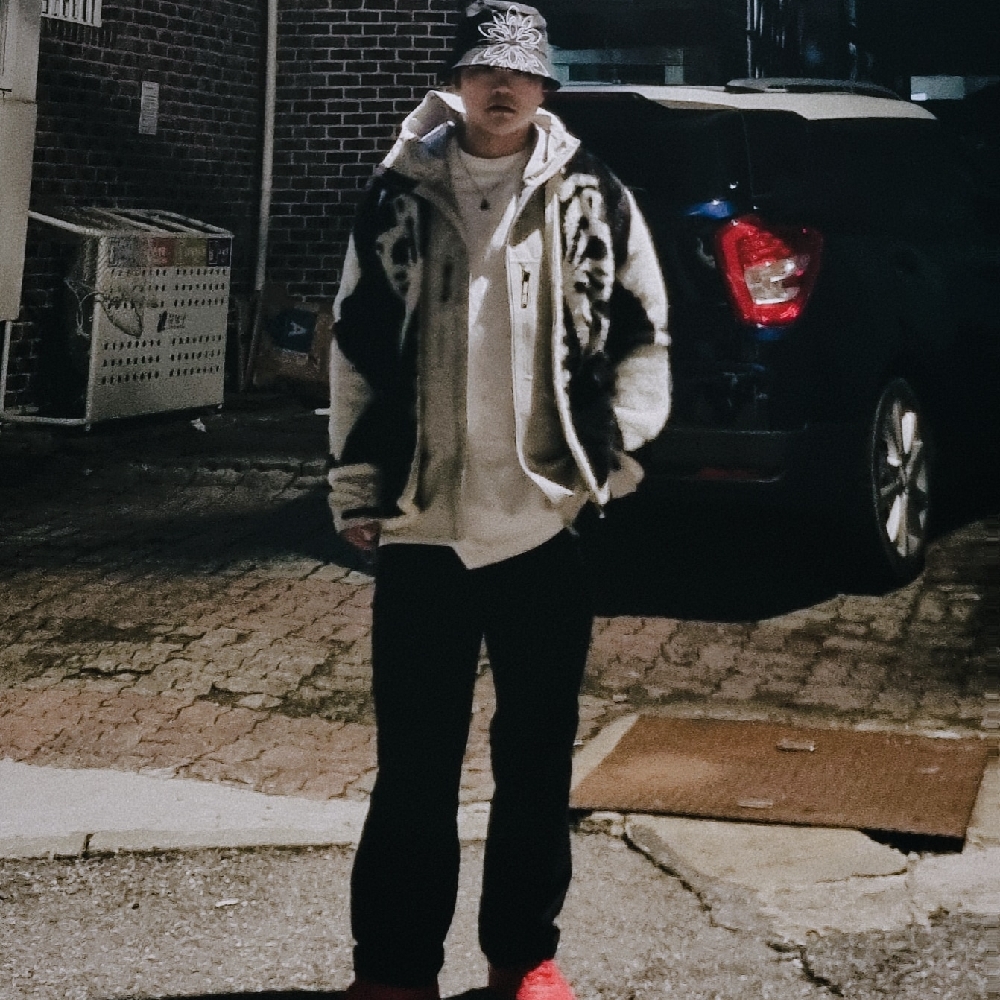 KREAM 프로필 이미지