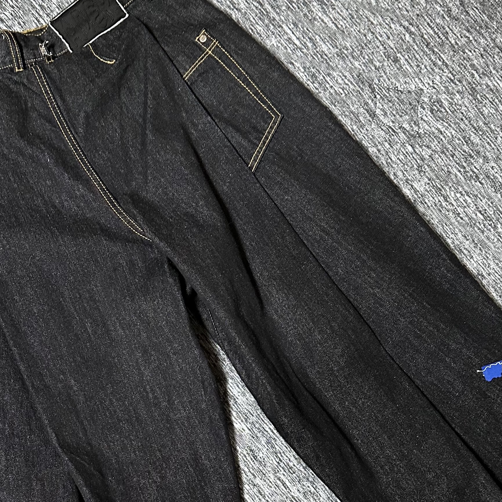 Ader Error Orlando Jeans Noir 착용 스타일 - 2