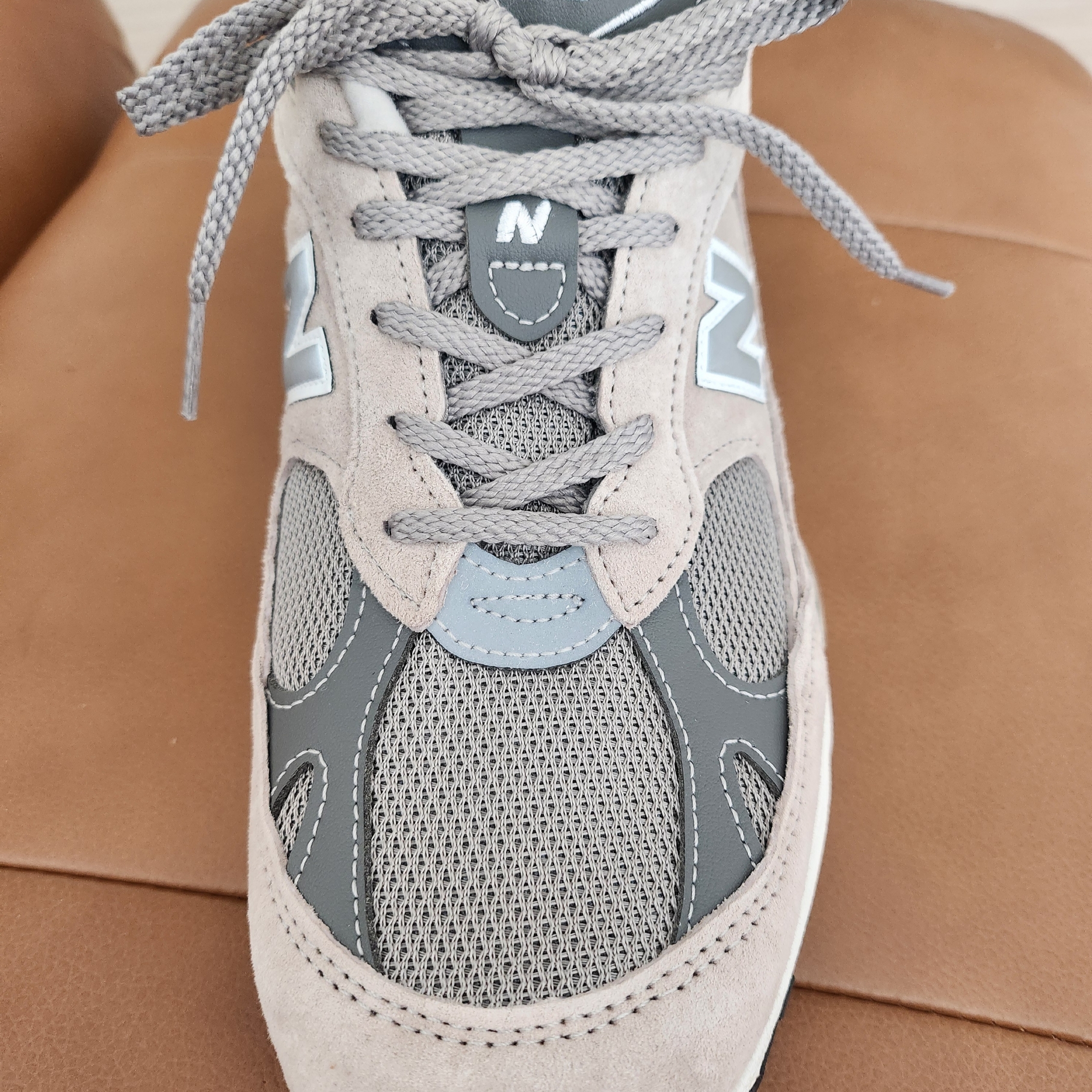 New Balance 991 Made in UK Grey 착용 스타일