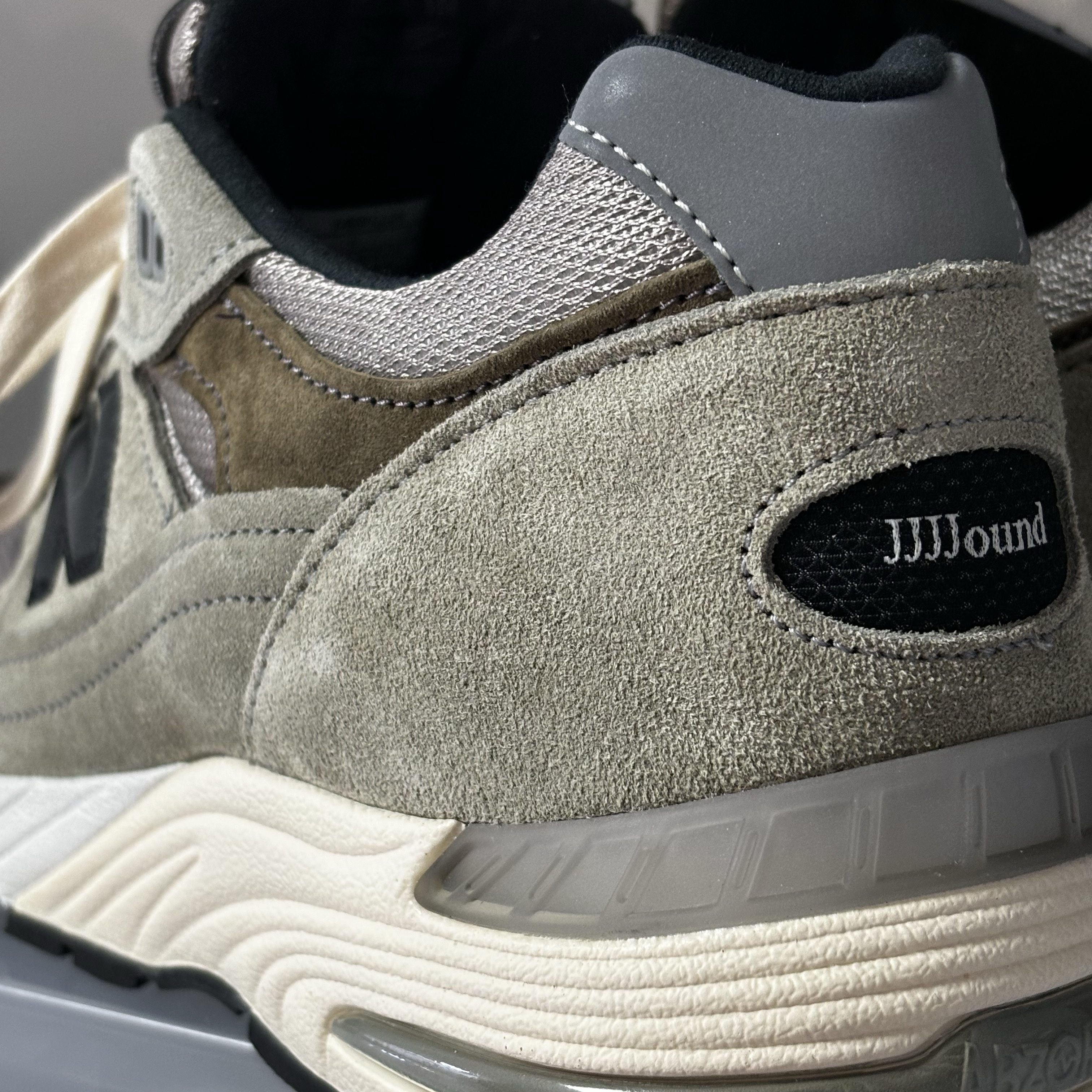 New Balance x JJJJound 991 Made in UK Grey 착용 스타일