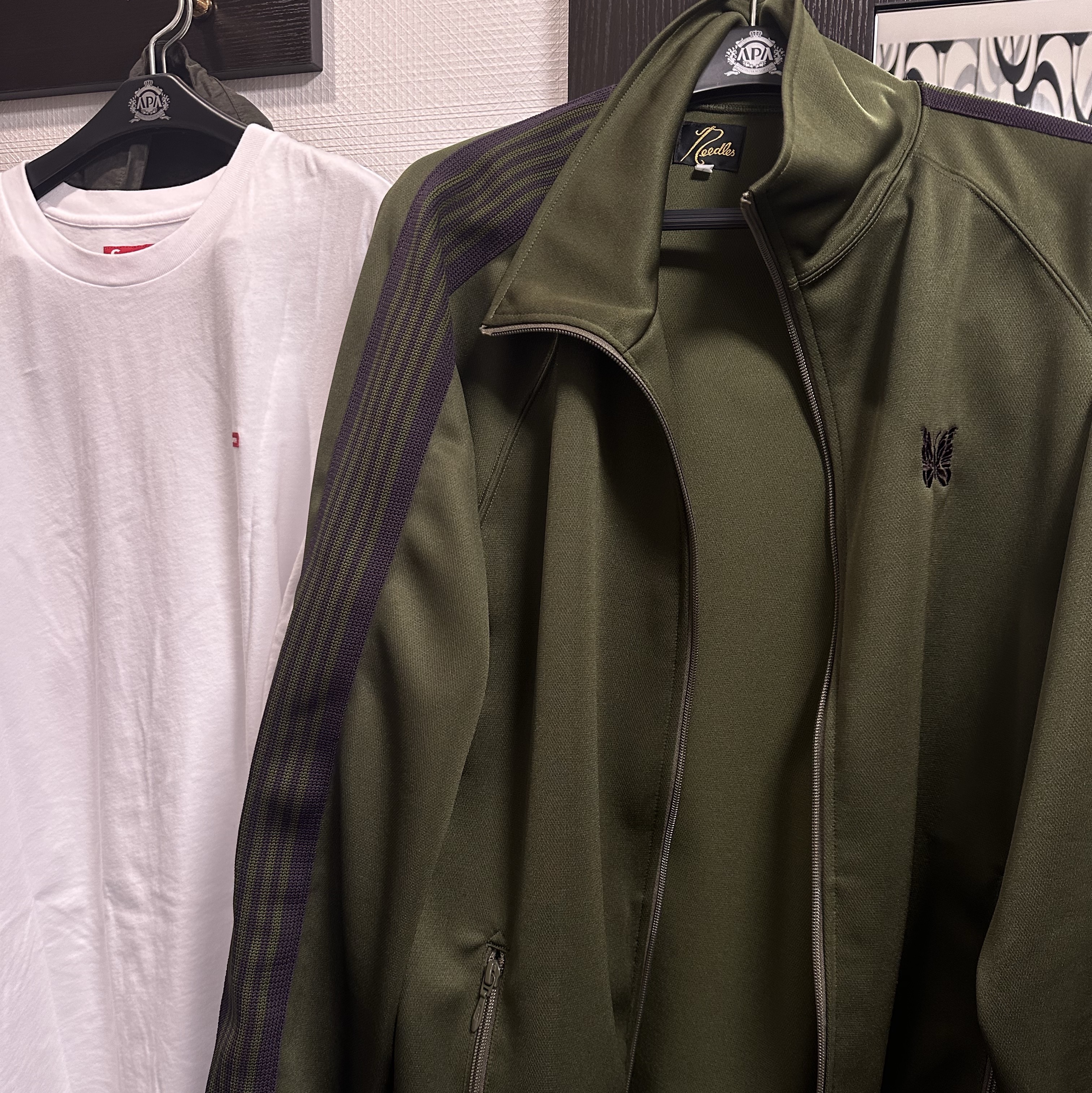 Needles Track Jacket Poly Smooth Ivy Green 착용 스타일