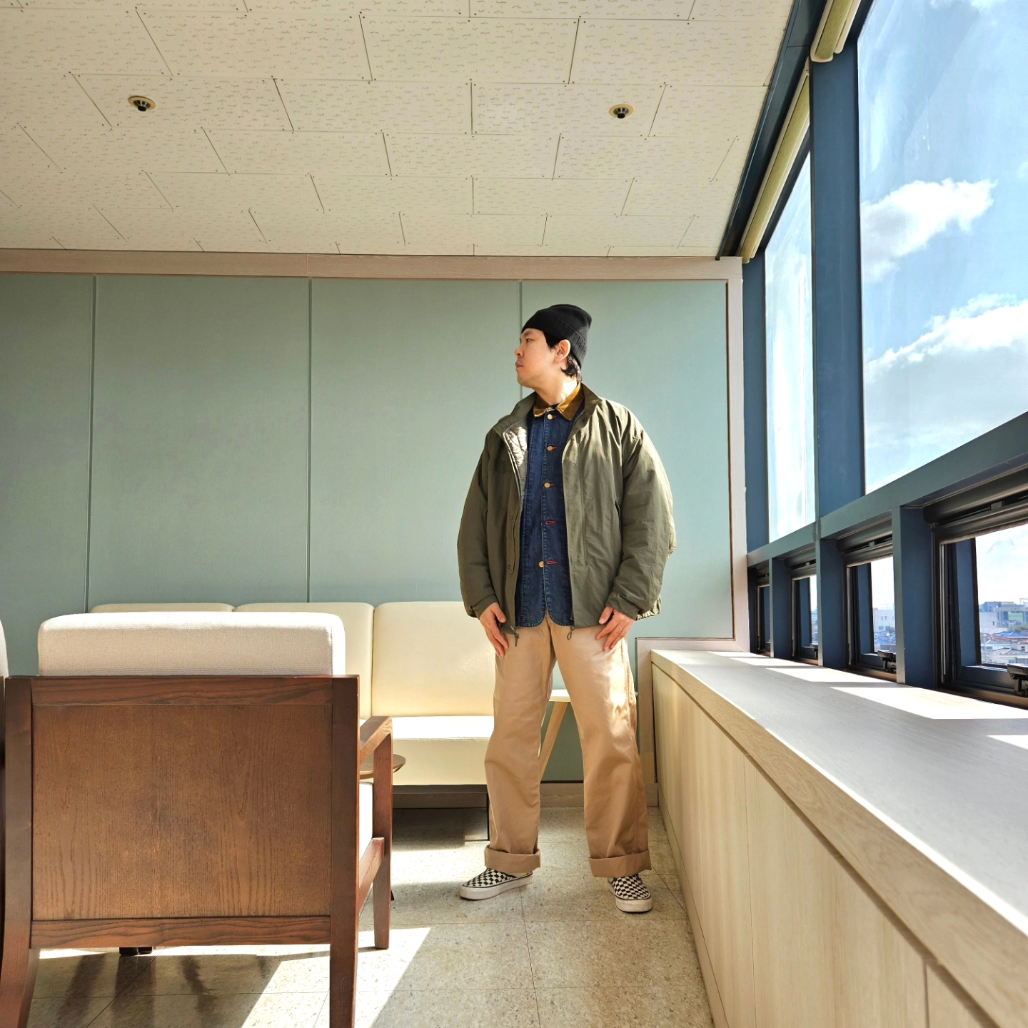 Vans Slip-On Checkerboard, Omega Seamaster Planet Ocean 600M Co Axial Master Chronometer Steel Black 착용 스타일 - 2