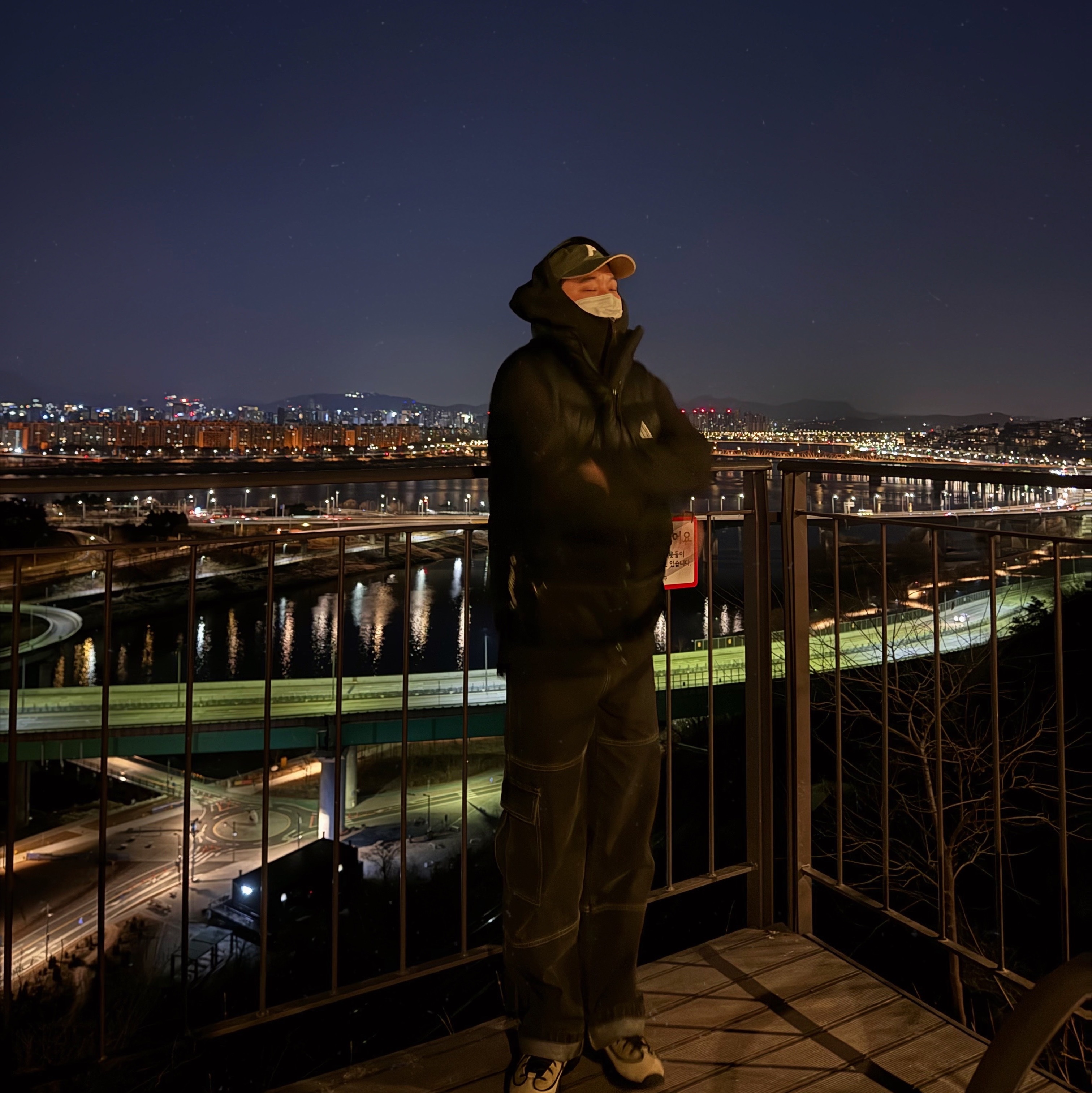 Palace P 6-Panel Cap The Deep Green - 24SS, Nike ACG Therma-Fit ADV Lunar Lake Puffer Vest Black - US/EU 착용 스타일 - 2