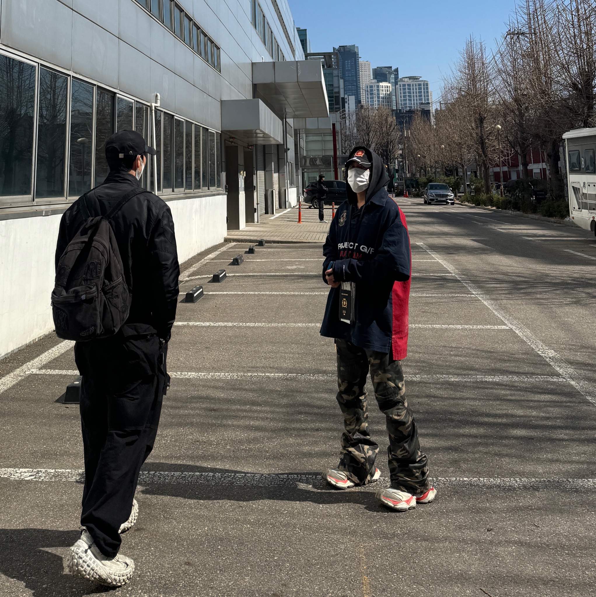 Project G/R Coated Biker Armoured Flare Pants Camo, Project G/R Polo Parody Shirts Navy 착용 스타일 - 2