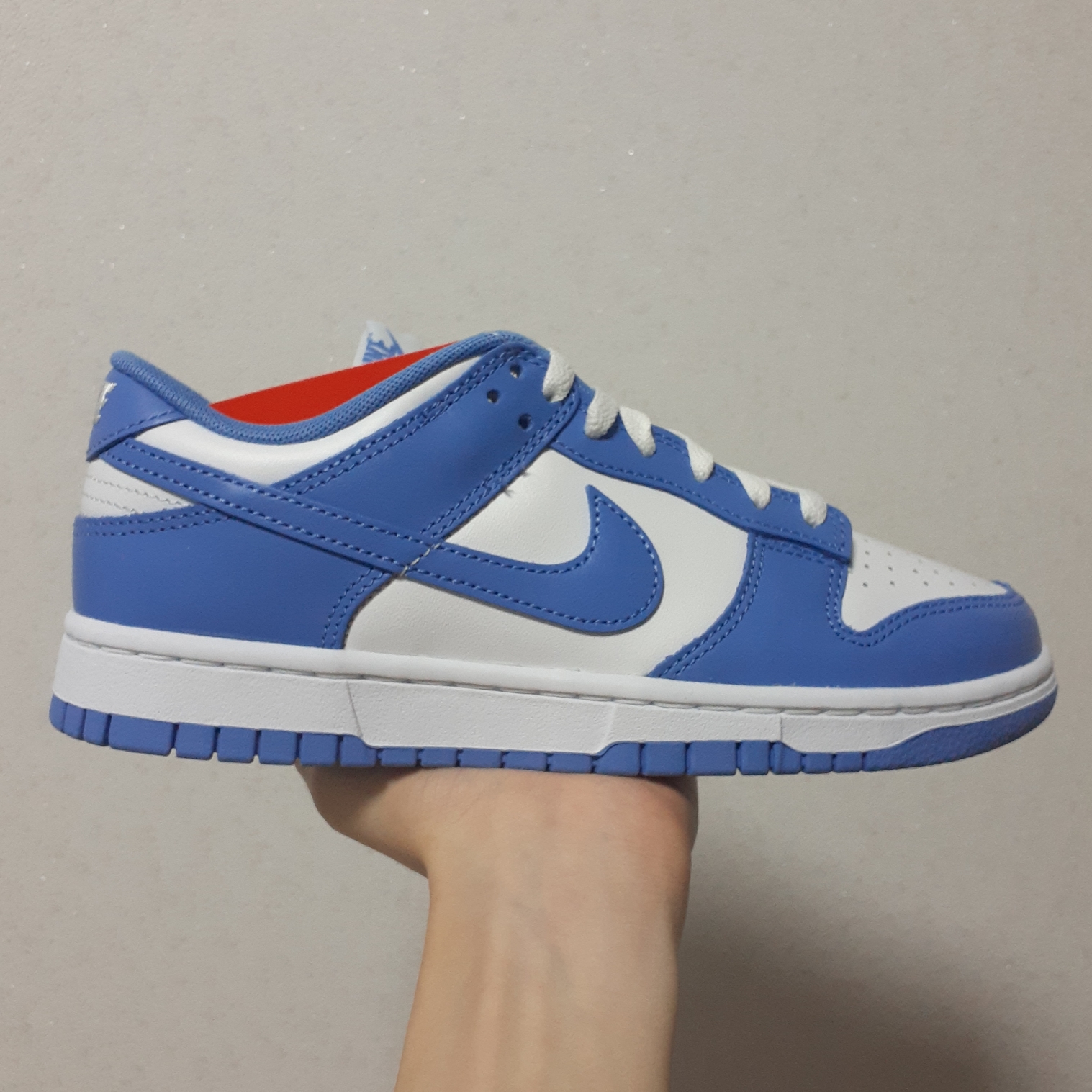 Nike Dunk Low Retro White Polar Blue 착용 스타일