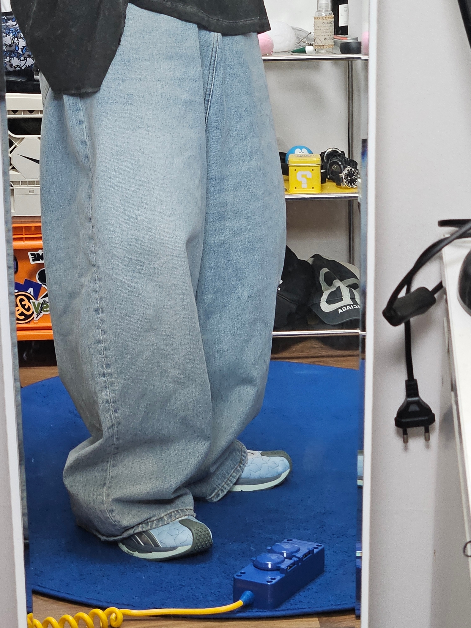 (W) Asics x Kiko Kostadinov x Heaven by Marc Jacobs Gel-Lokros Faded Denim Pale Aqua 착용 스타일
