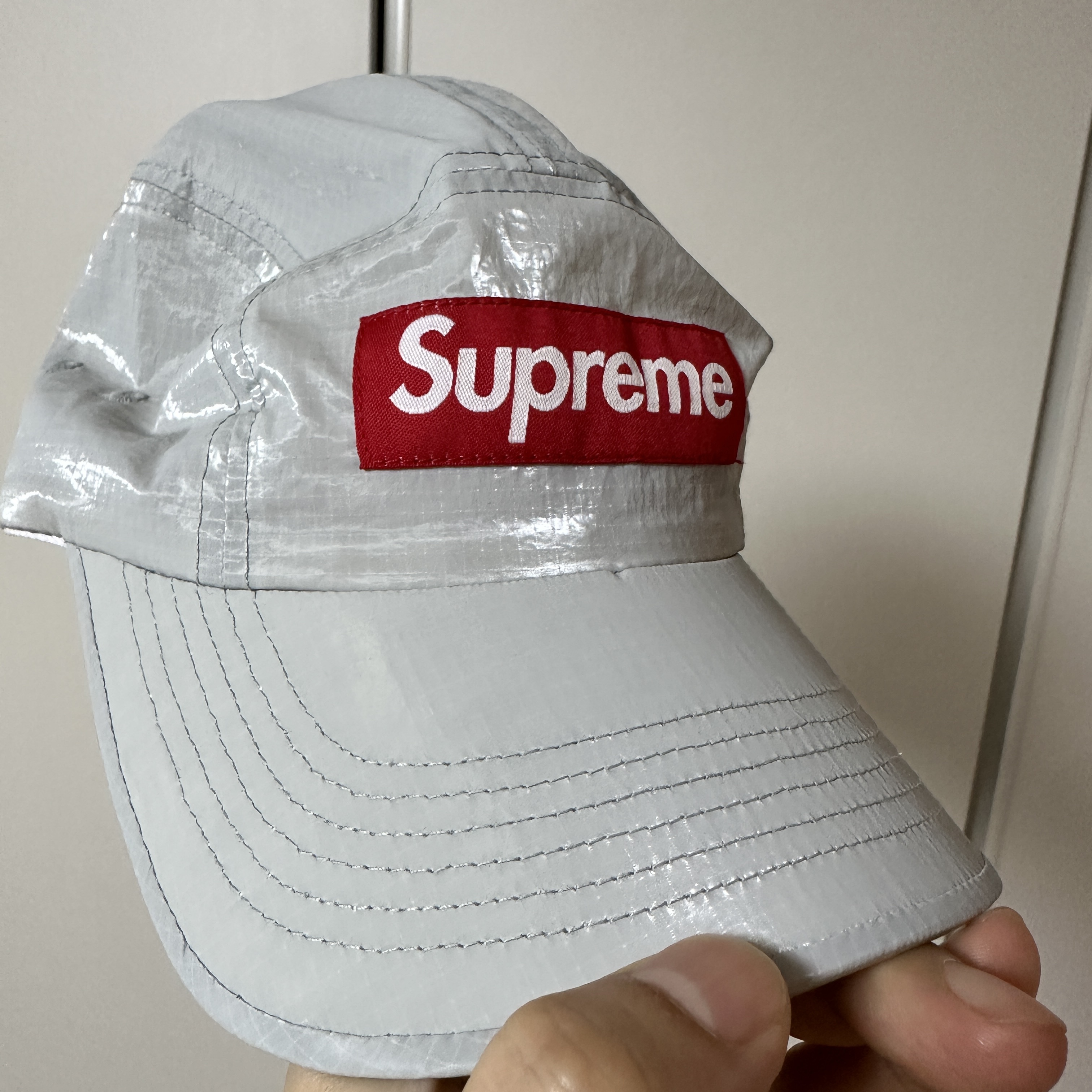 Supreme Gloss Ripstop Camp Cap Light Grey - 23FW 착용 스타일