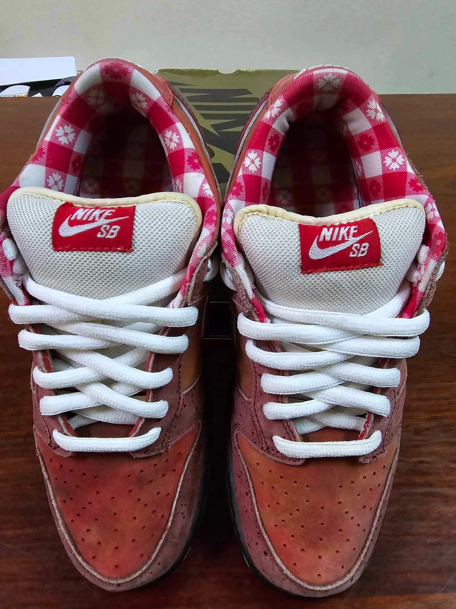 Nike x Concepts Dunk Low Premium SB Red Lobster (Regular Box) 착용 스타일 - 4
