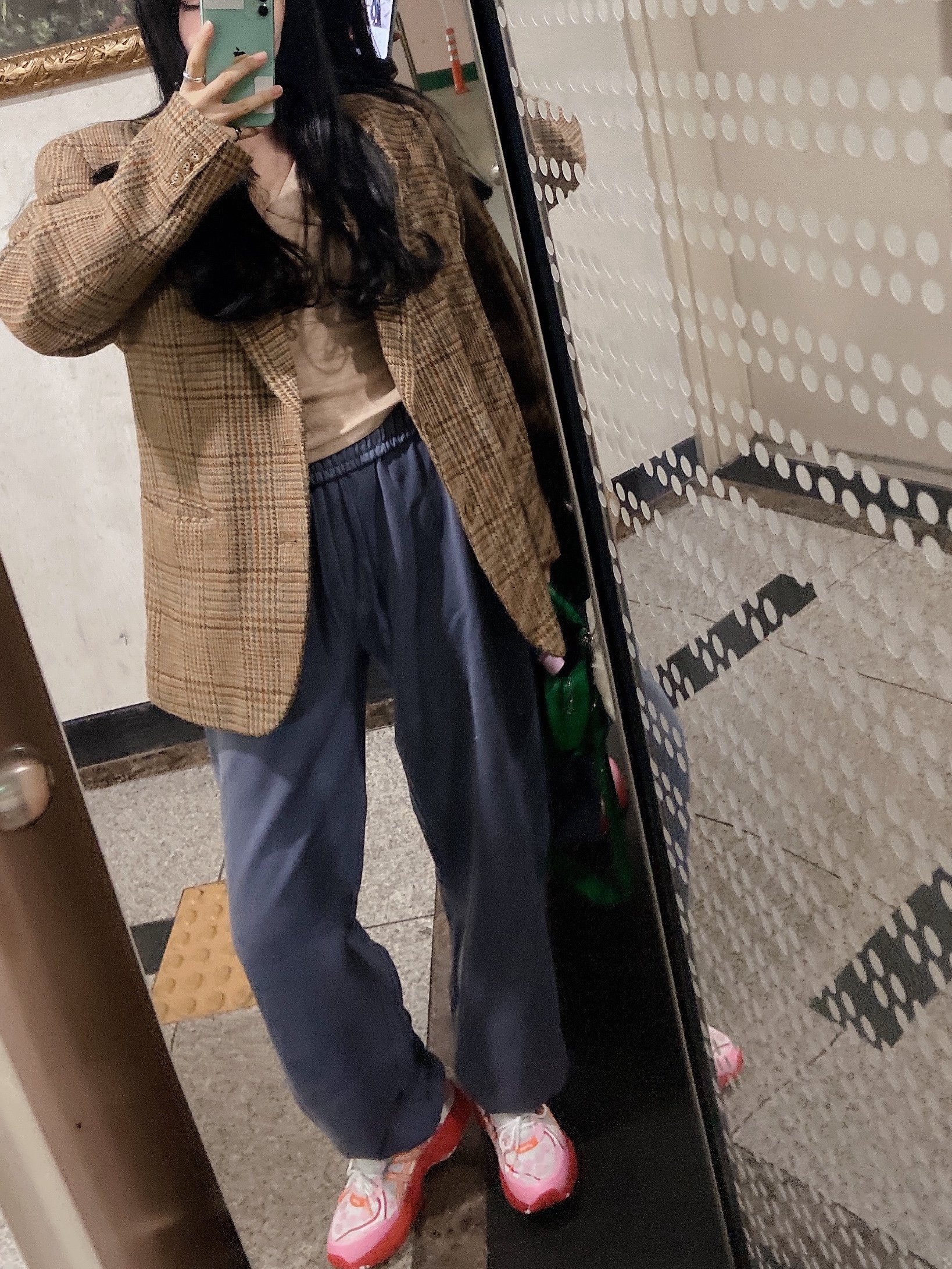 Asics x Cecilie Bahnsen GT-2160 White Habanero 착용 스타일 - 1