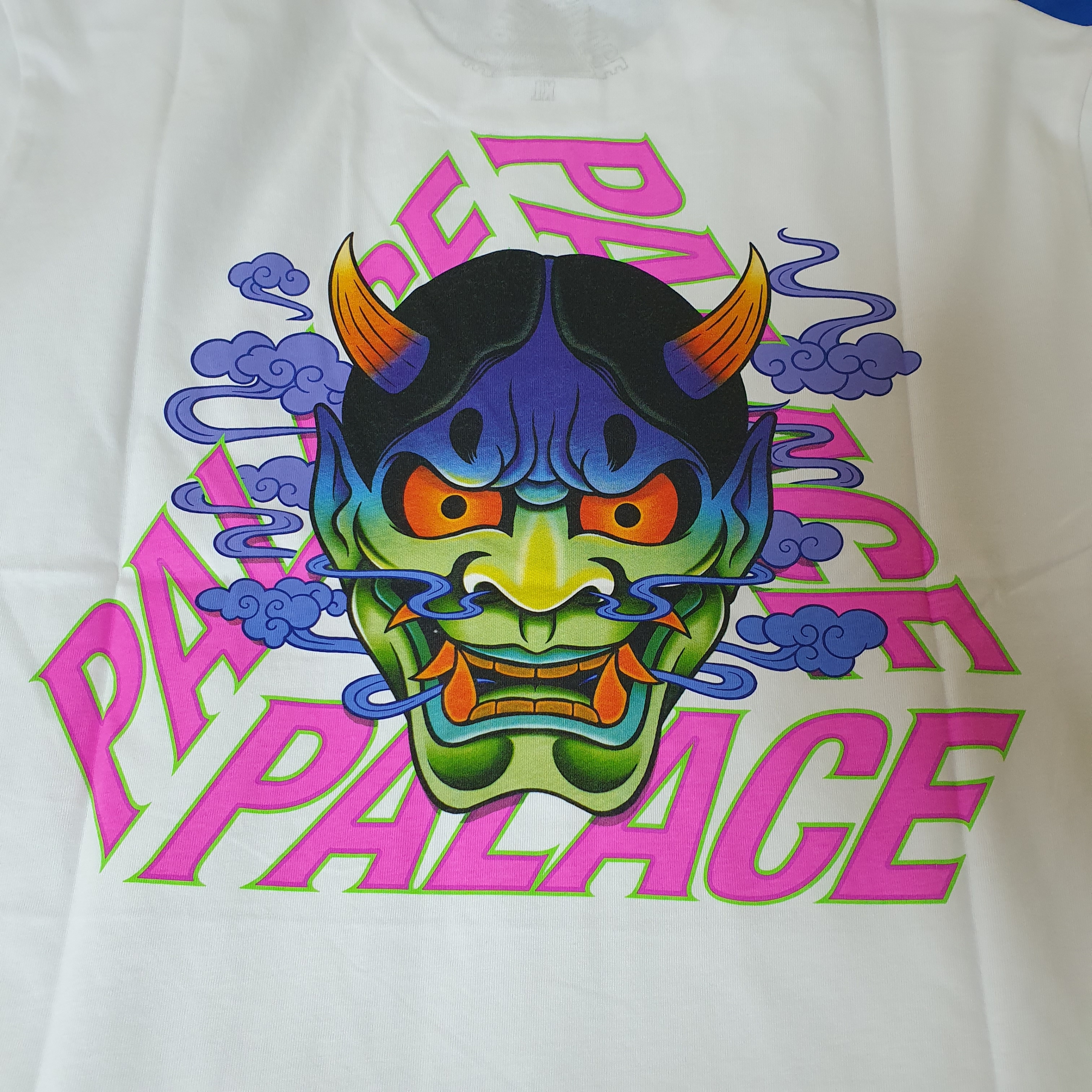Palace Demon P3 T-Shirt White - 23FW 착용 스타일