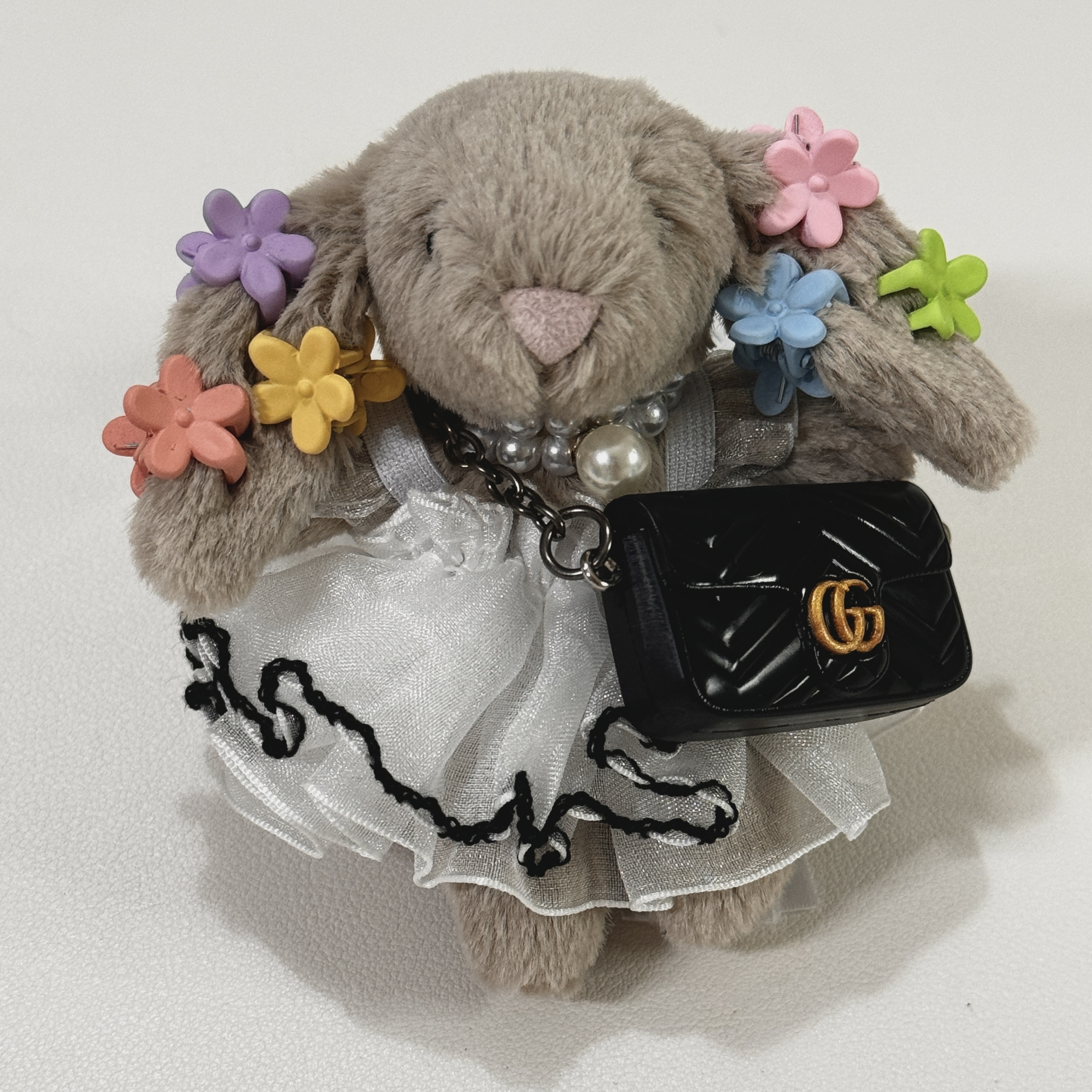 Jellycat Bashful Bunny Bag Charm Beige 착용 스타일