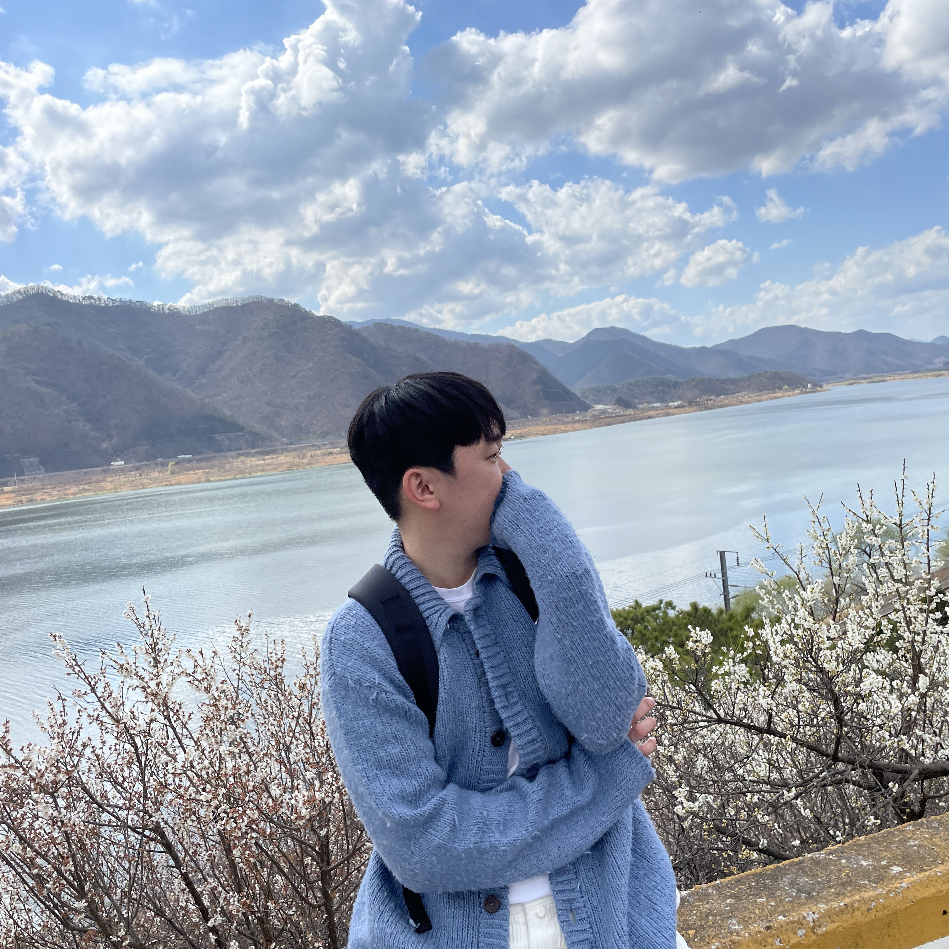 Our Legacy Big Cardigan Funky Acrylic Blue 착용 스타일