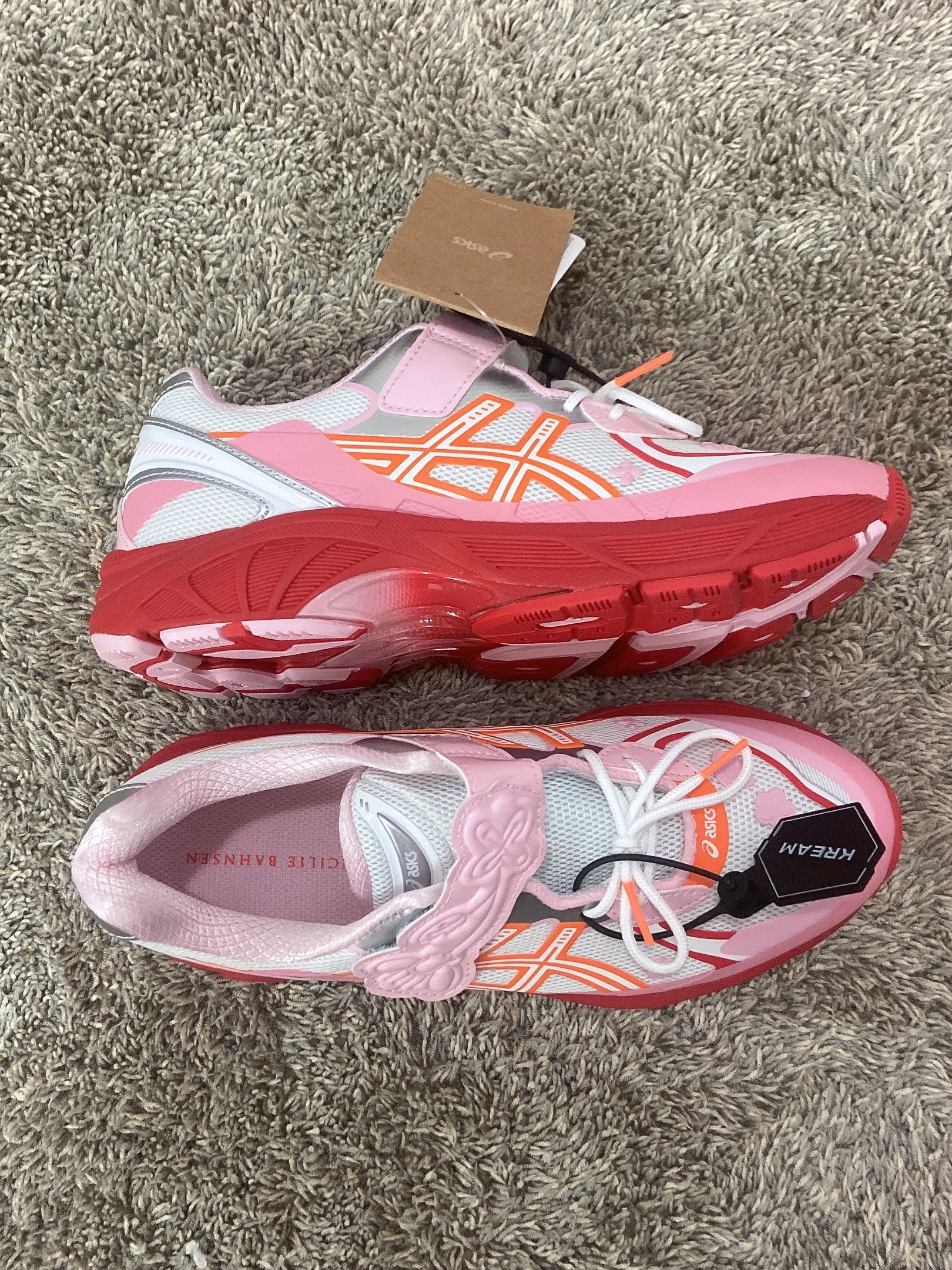 Asics x Cecilie Bahnsen GT-2160 White Habanero 착용 스타일 - 4