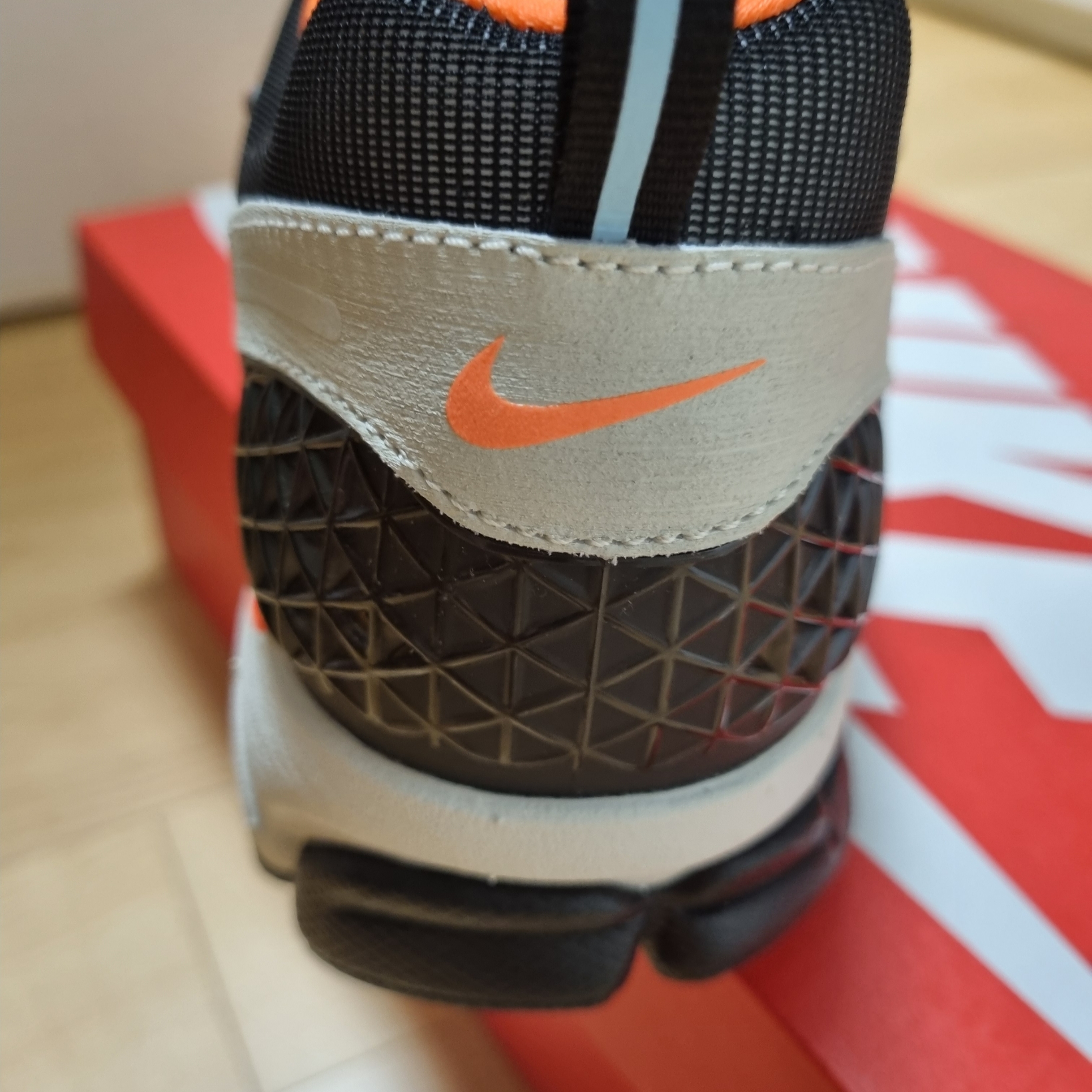 (W) Nike Zoom Vomero 5 Black Blue Gaze 착용 스타일 - 4