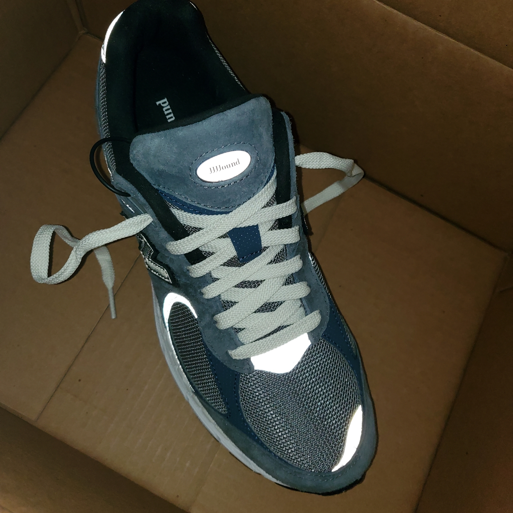 New Balance x JJJJound 2002R Storm Blue 착용 스타일 - 2