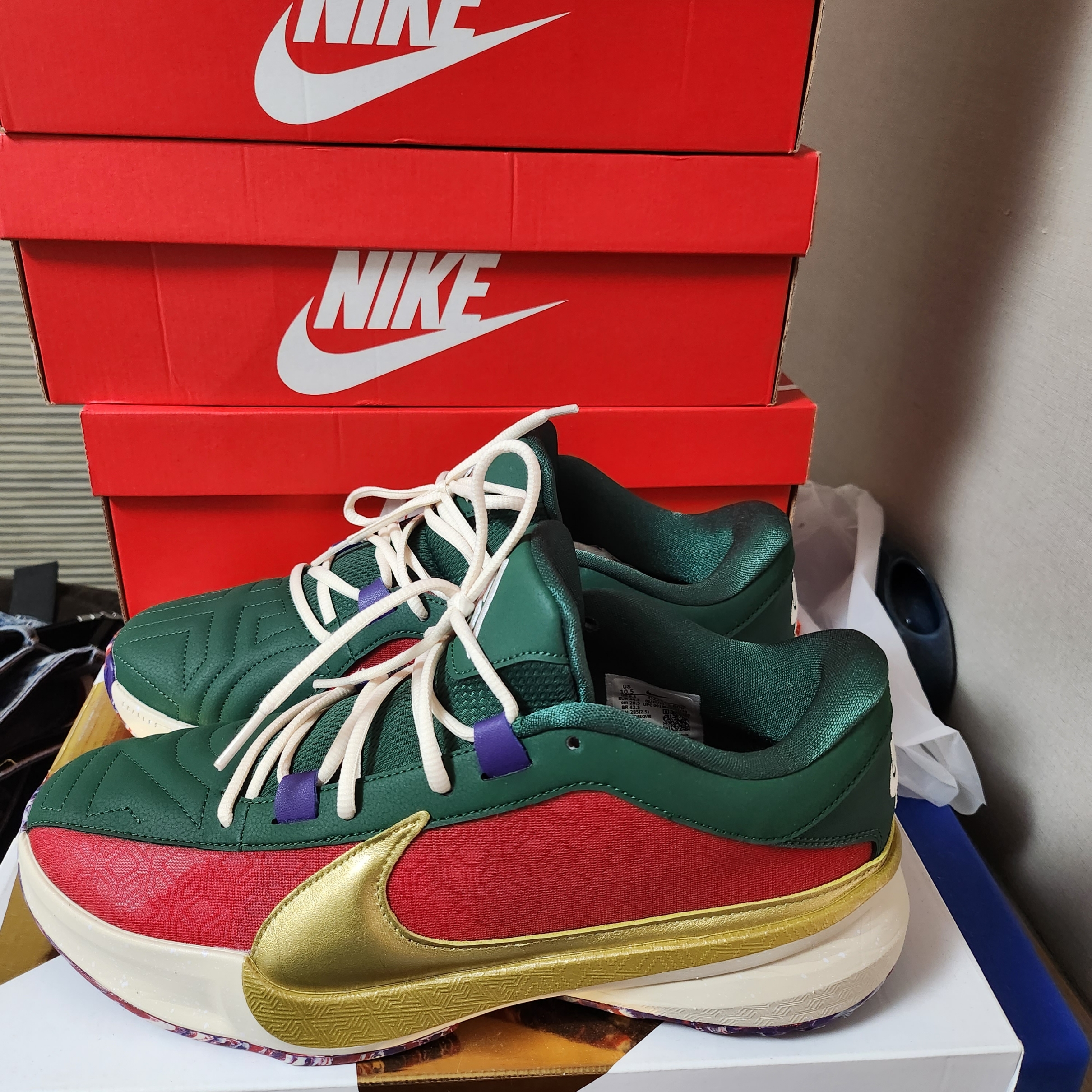 Nike Zoom Freak 5 EP Gym Red 착용 스타일 - 5