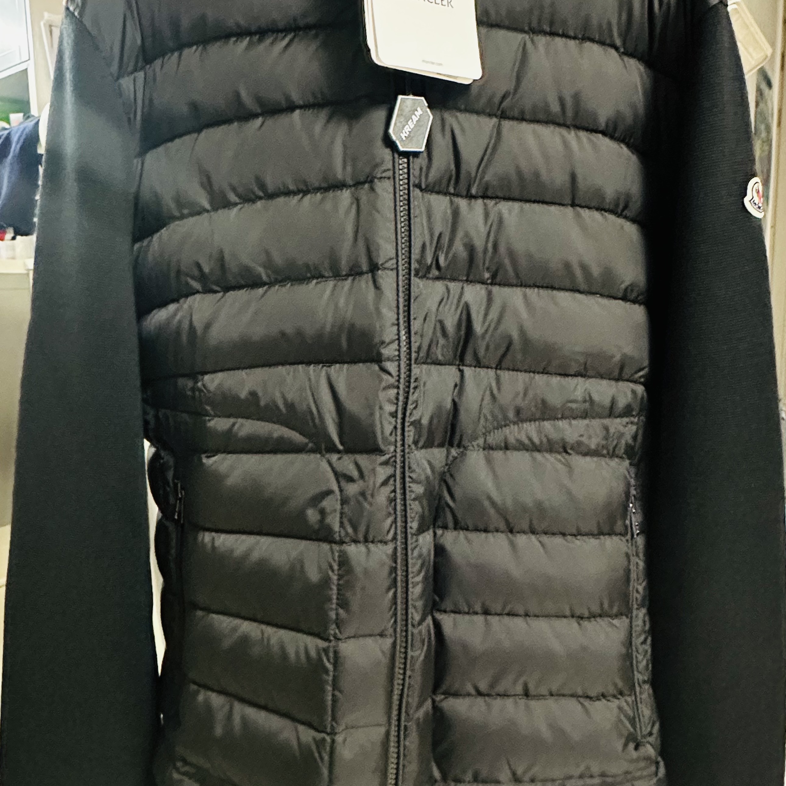 Moncler Padded Wool Cardigan Black - 23FW 착용 스타일