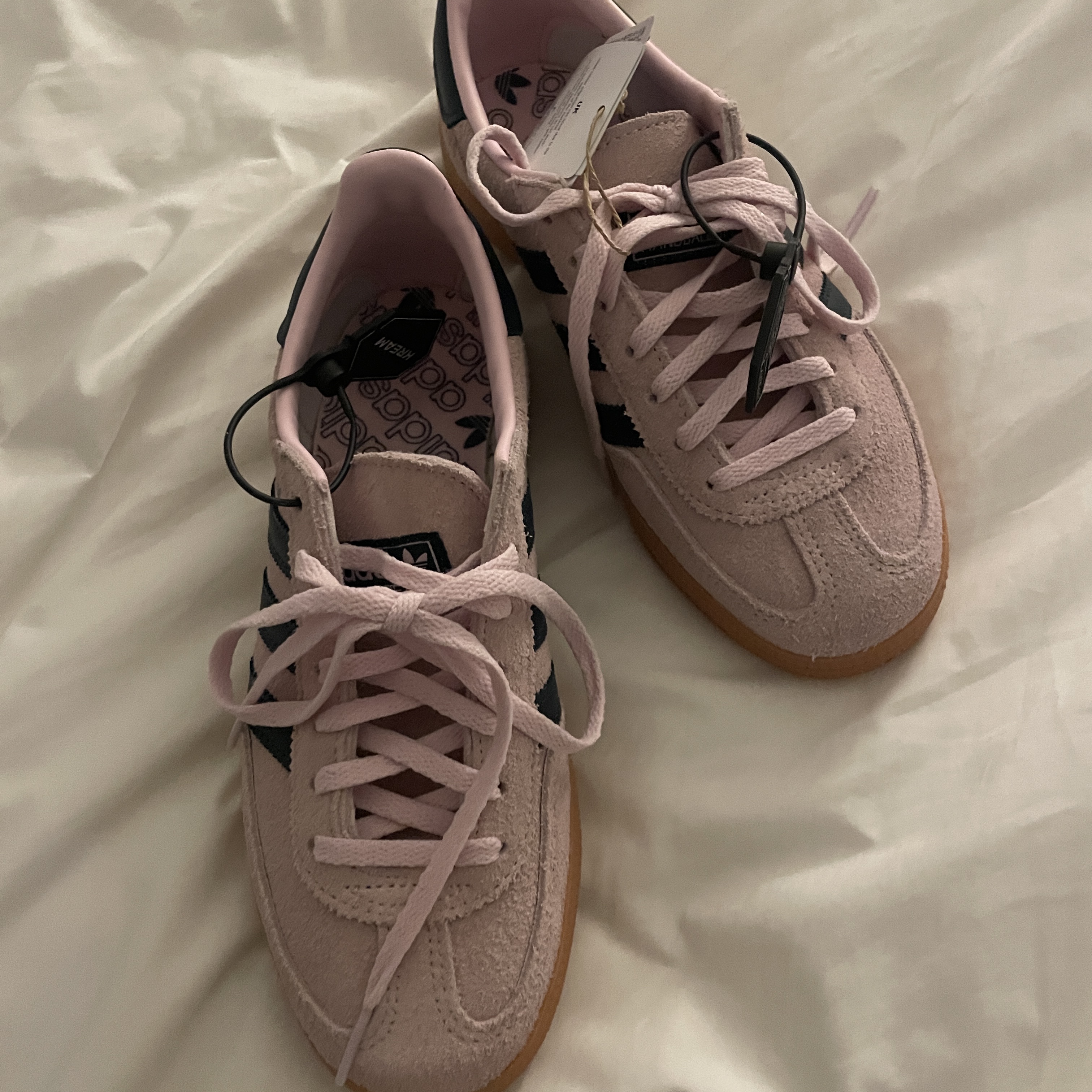 (W) Adidas Spezial Handball Clear Pink 착용 스타일