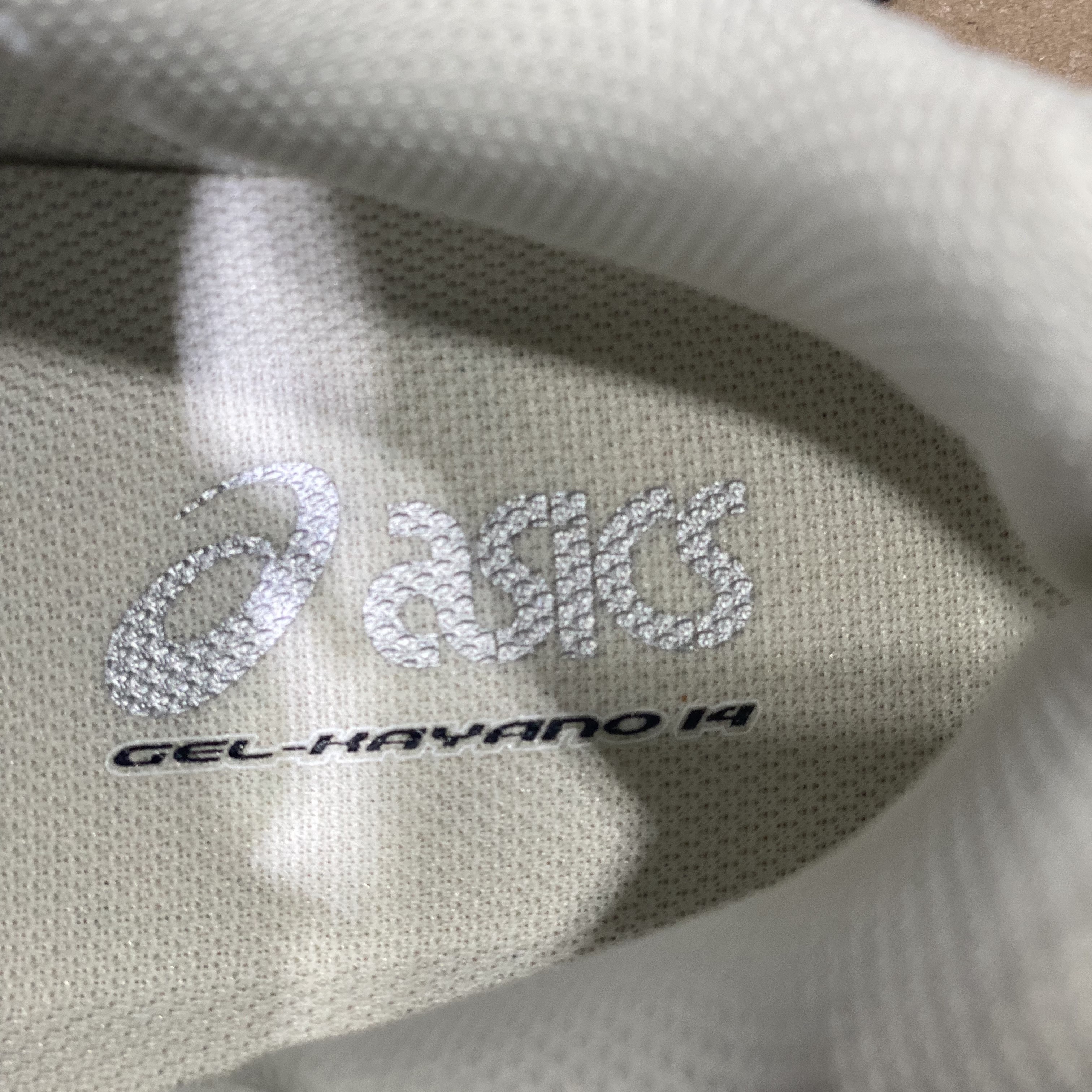 Asics Gel-Kayano 14 Cream Black 착용 스타일 - 3