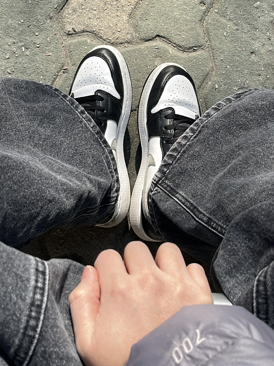 (GS) Jordan 1 Low Black Particle Grey 착용 스타일